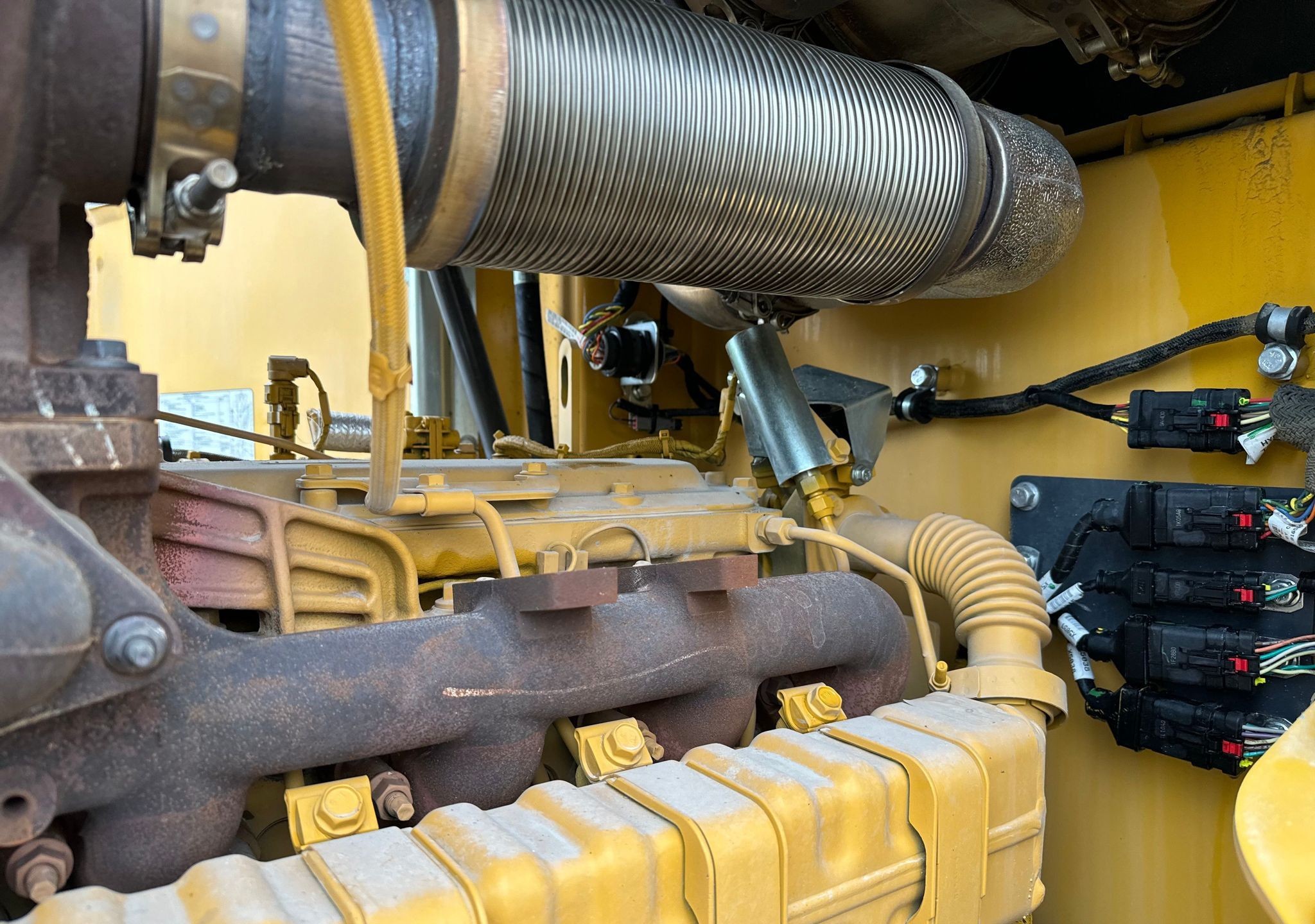 gallery 2022 John Deere 544 P-Tier wheel loader