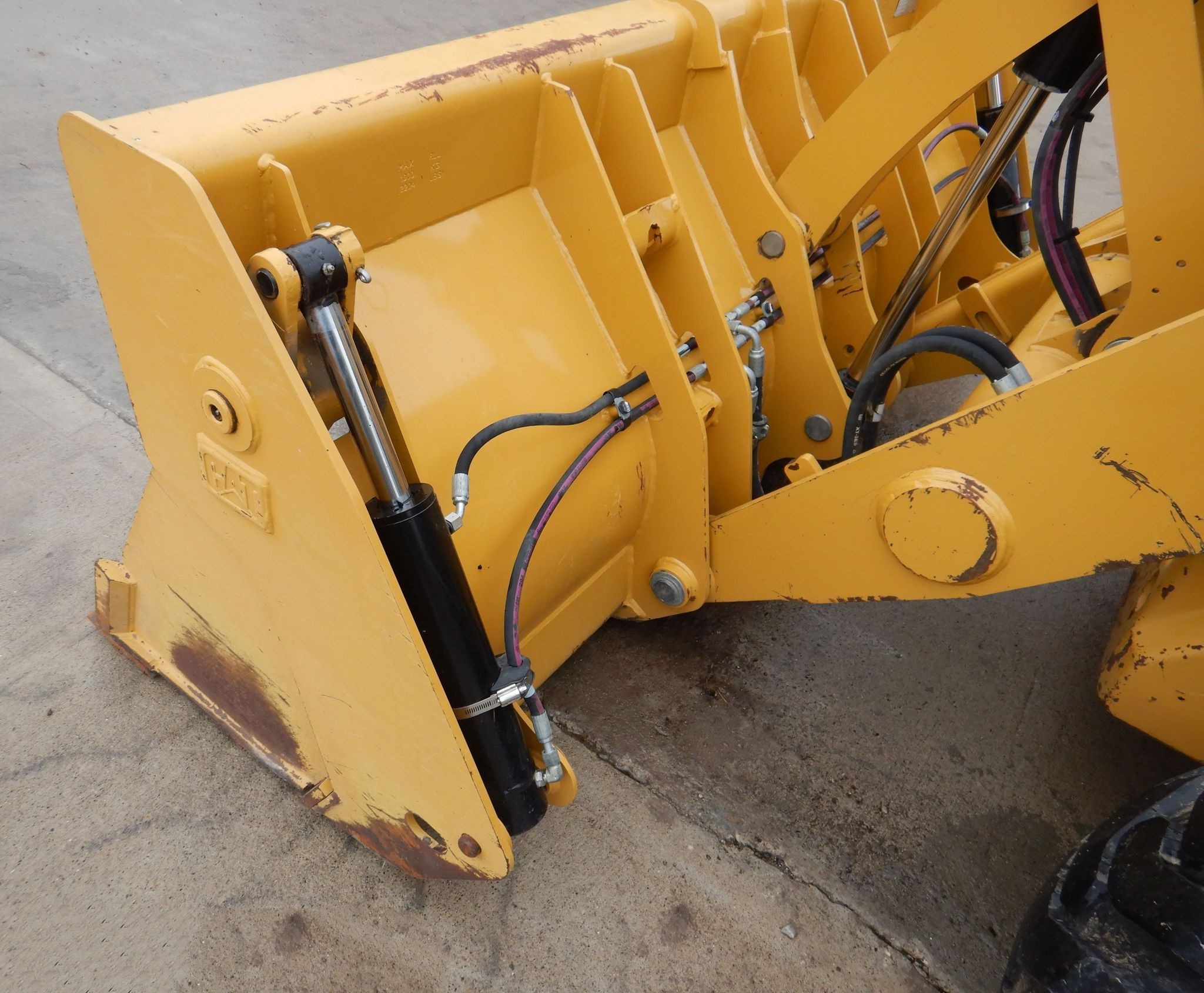gallery 2014 Caterpillar 430F backhoe