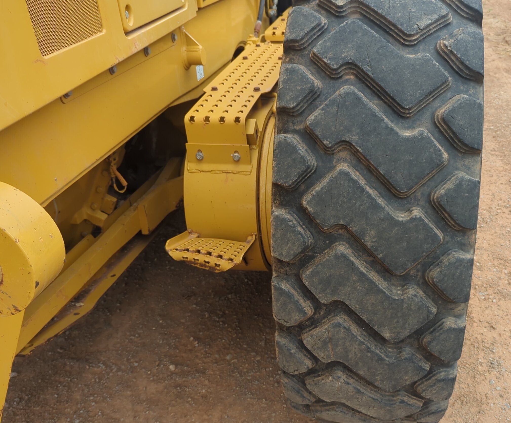 gallery 2012 Caterpillar 140M2 VHP motor grader