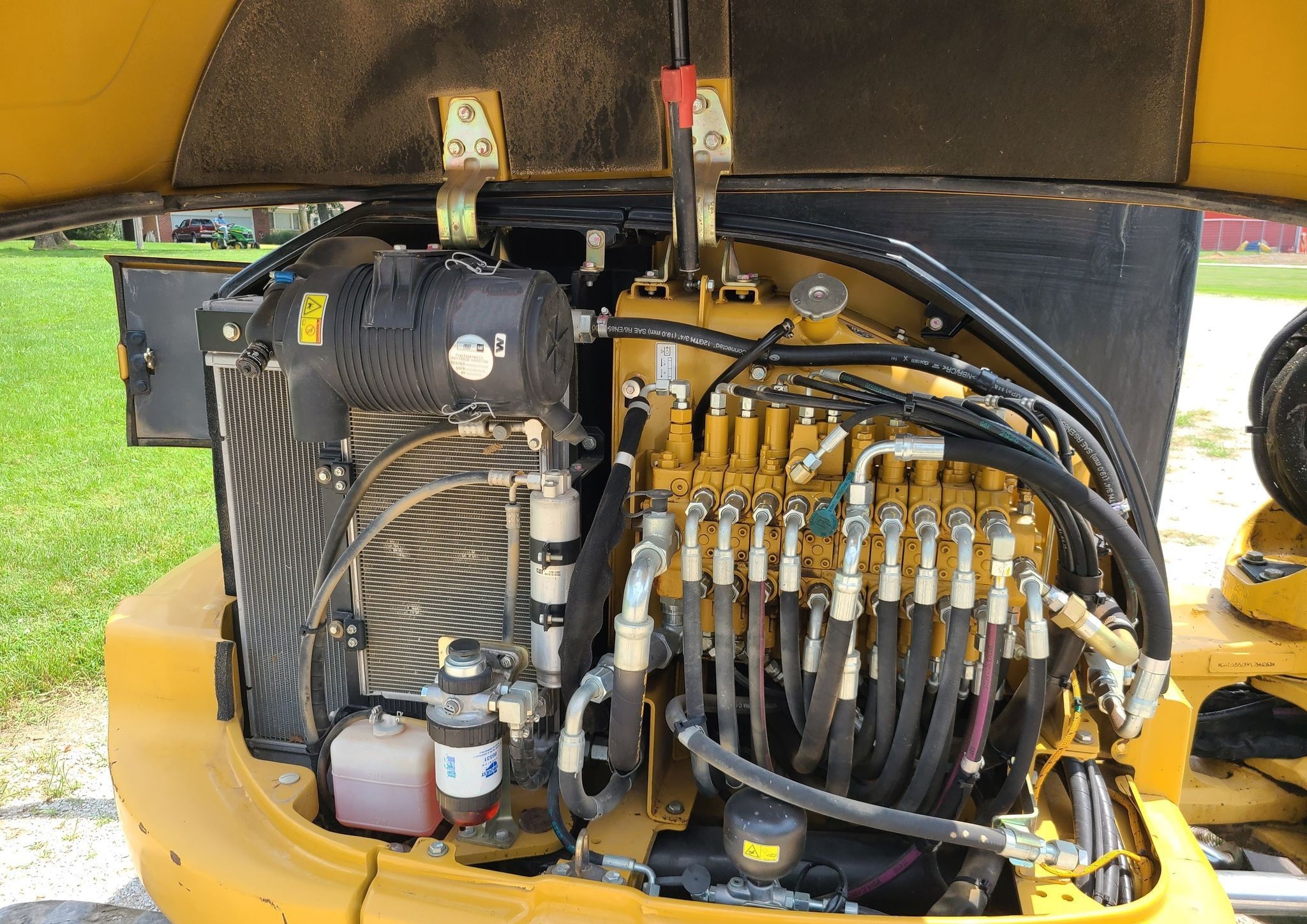 gallery 2011 Caterpillar 305.5D CR mini excavator