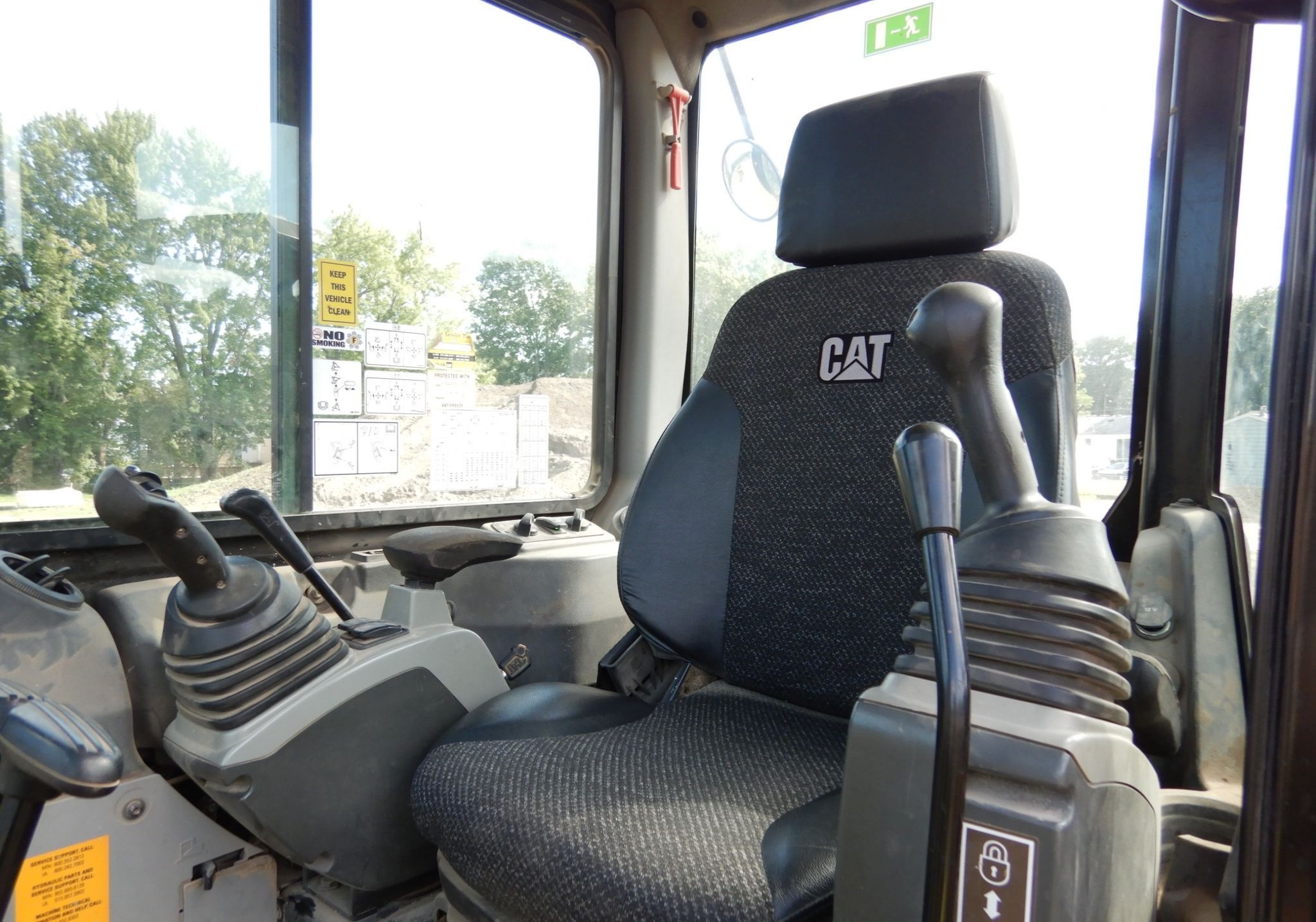 gallery 2017 Caterpillar 303.5 E2  mini excavator
