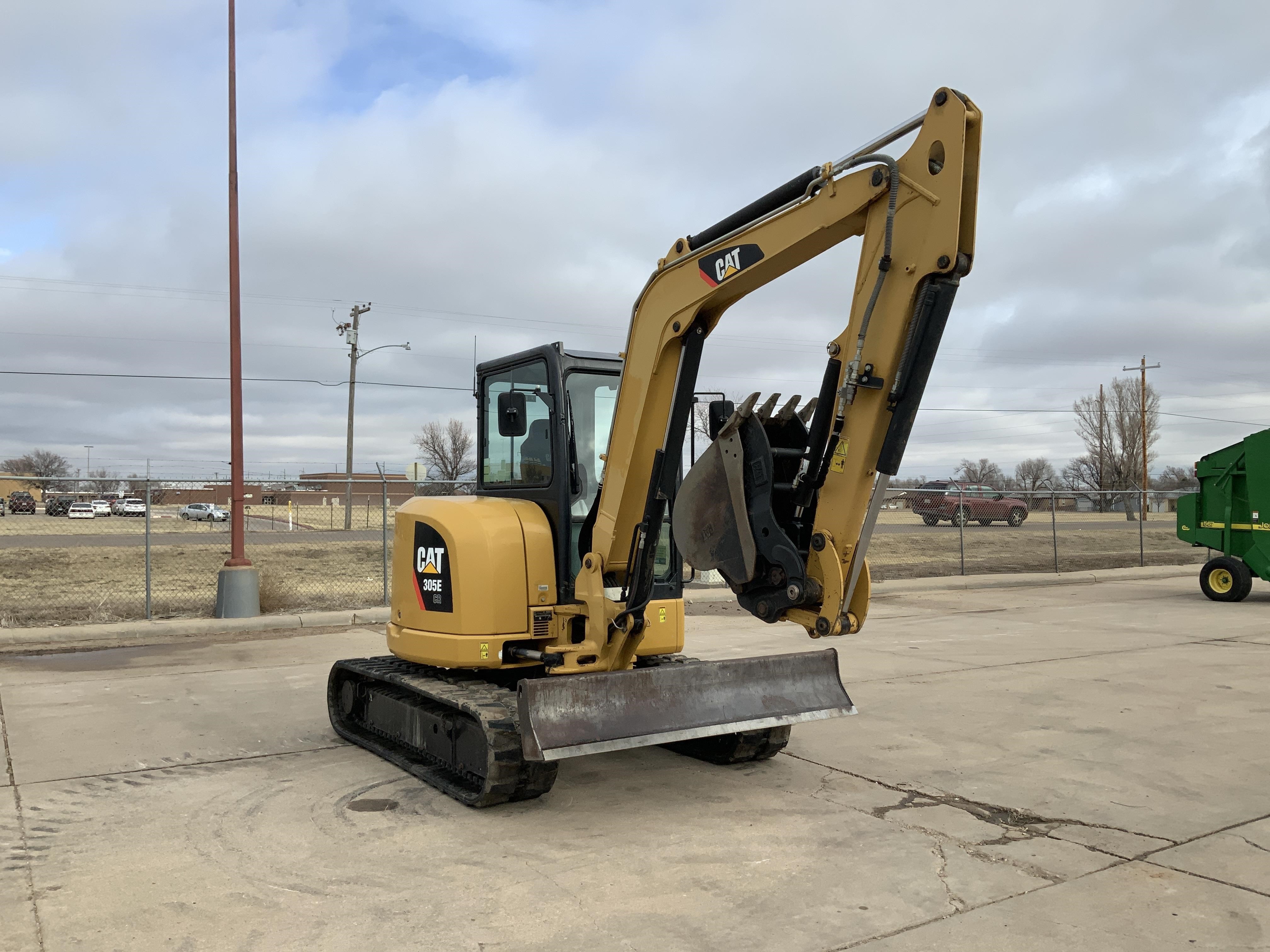 gallery 2014 Caterpillar 305E Mini Excavator