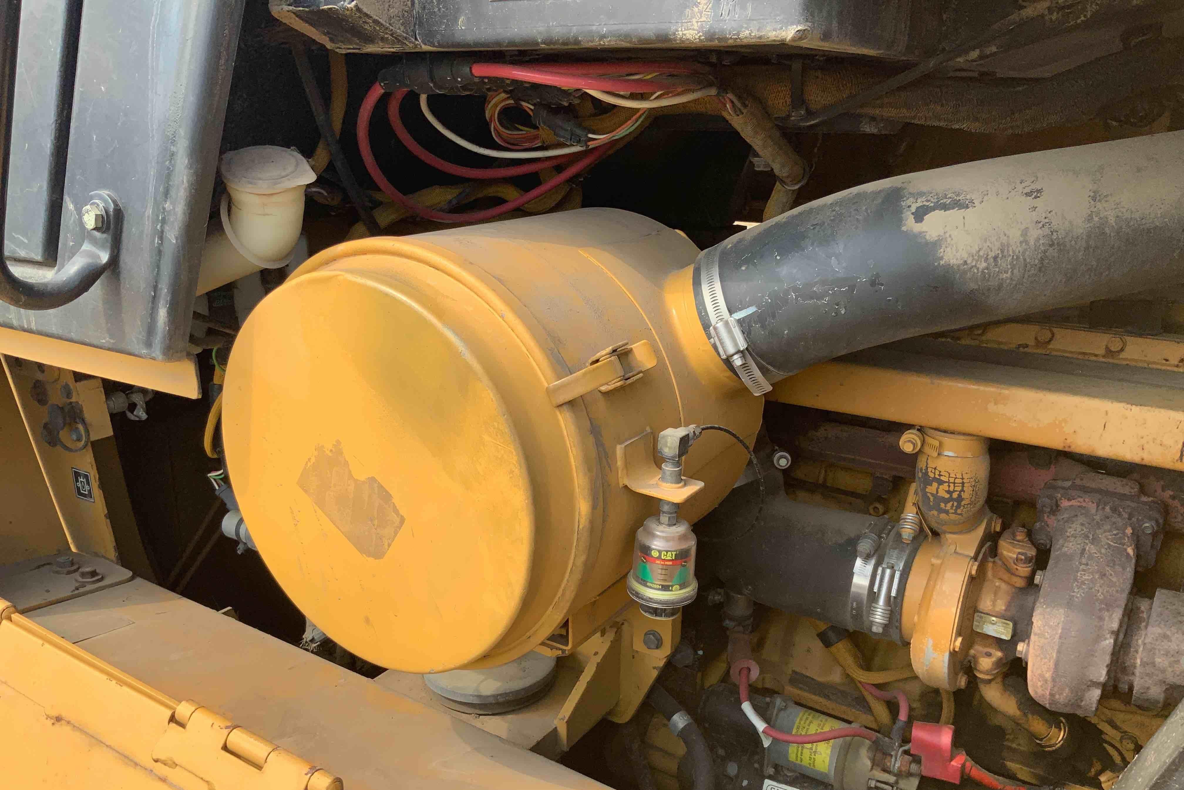 gallery 2002 Caterpillar 963C Track Loader