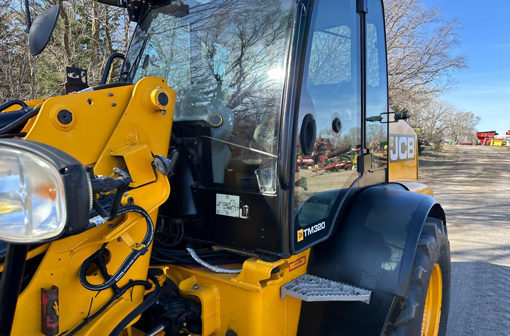 gallery 2017 JCB TM320 4x4 Telehandler