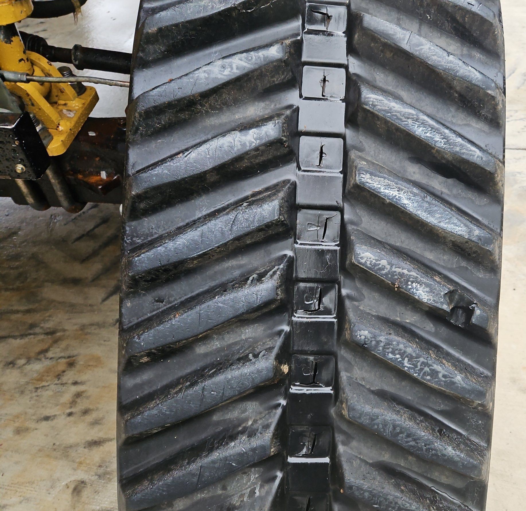 gallery 2014 Vermeer RTX1250 cable plow