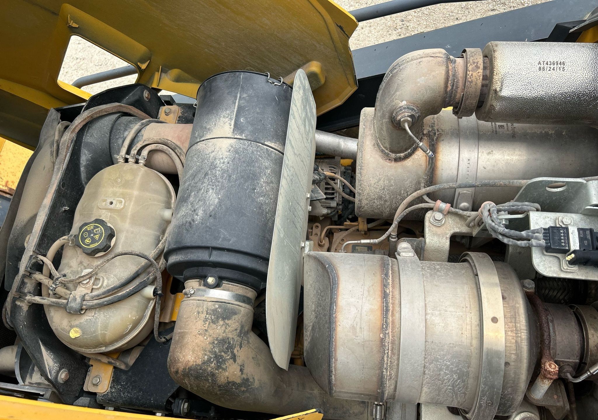 gallery 2015 John Deere 310SL backhoe