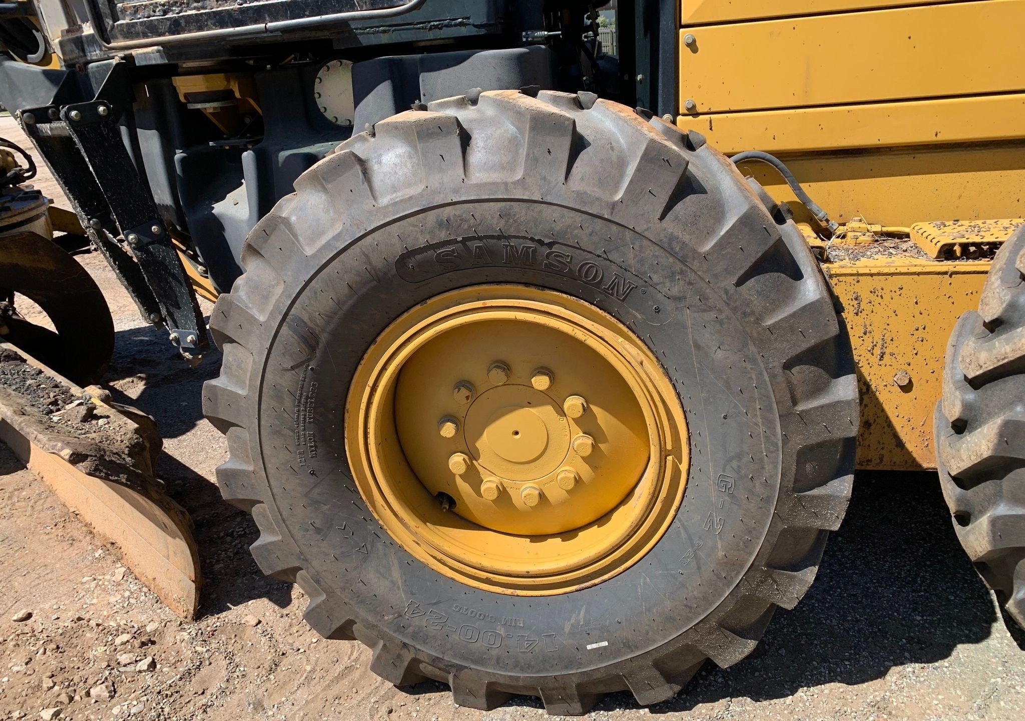 gallery 2008 Caterpillar 140M motor grader
