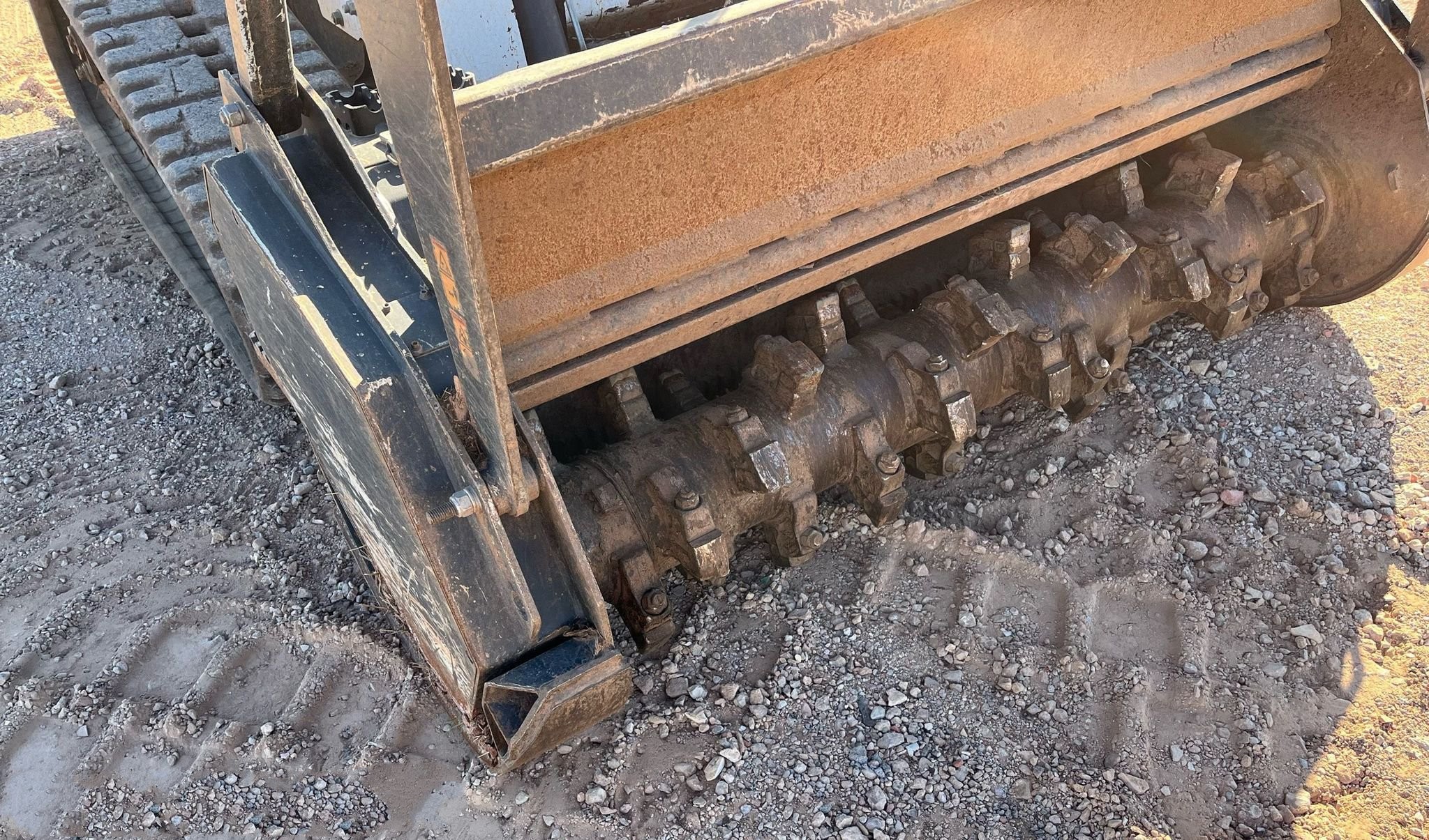 gallery 2018 Bobcat T870 tracked skid steer loader