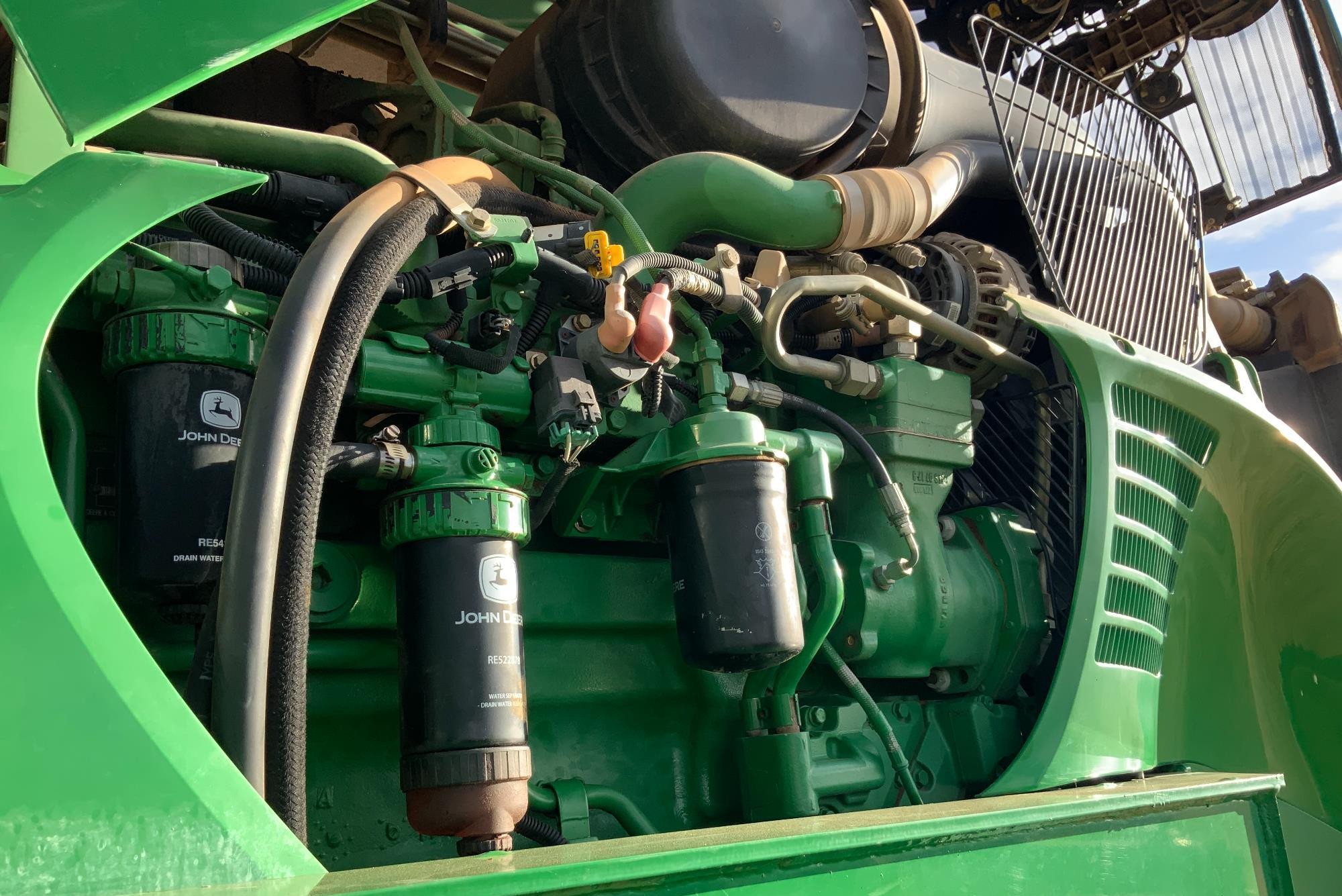 gallery 2011 John Deere 4730 Self-Propelled Sprayer