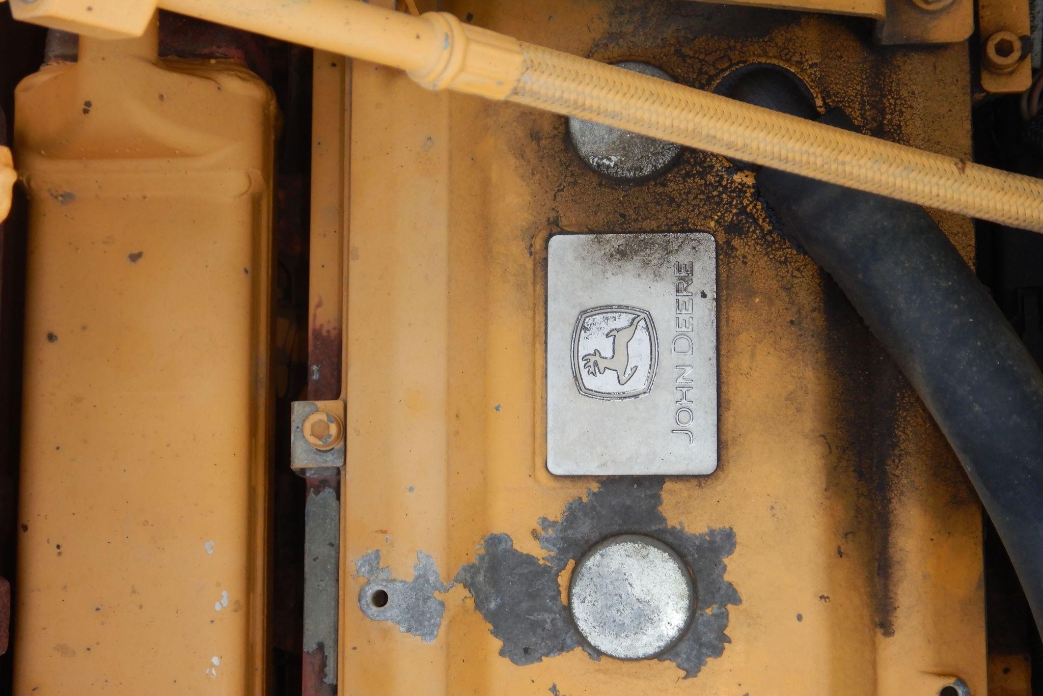 gallery 2011 John Deere 240DLC excavator