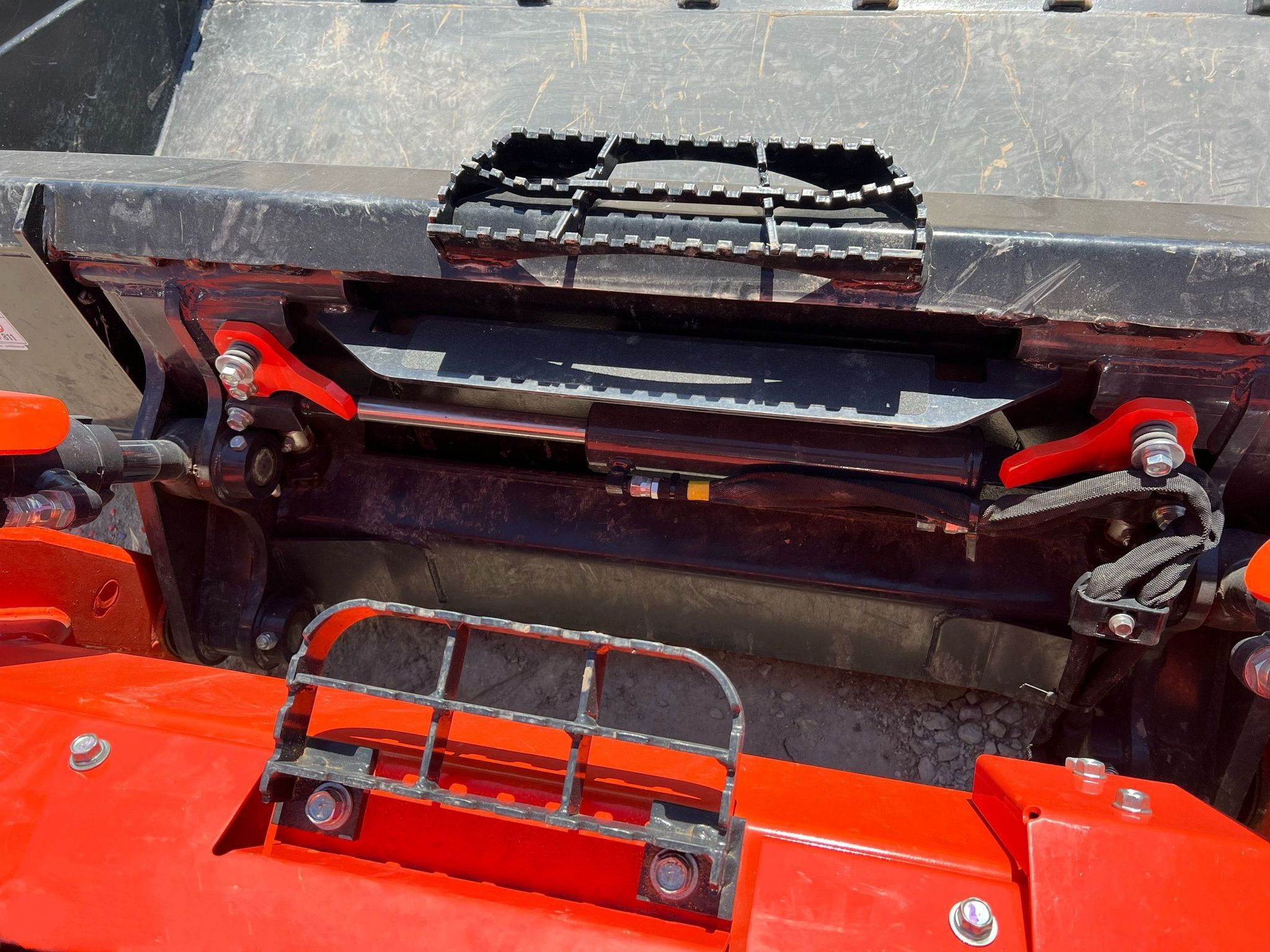 gallery 2022 Kubota SVL75-2 tracked skid steer loader