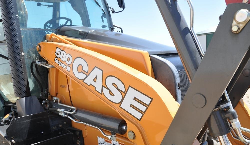 gallery 2019 Case 580 Super N 4x4 Loader Backhoe