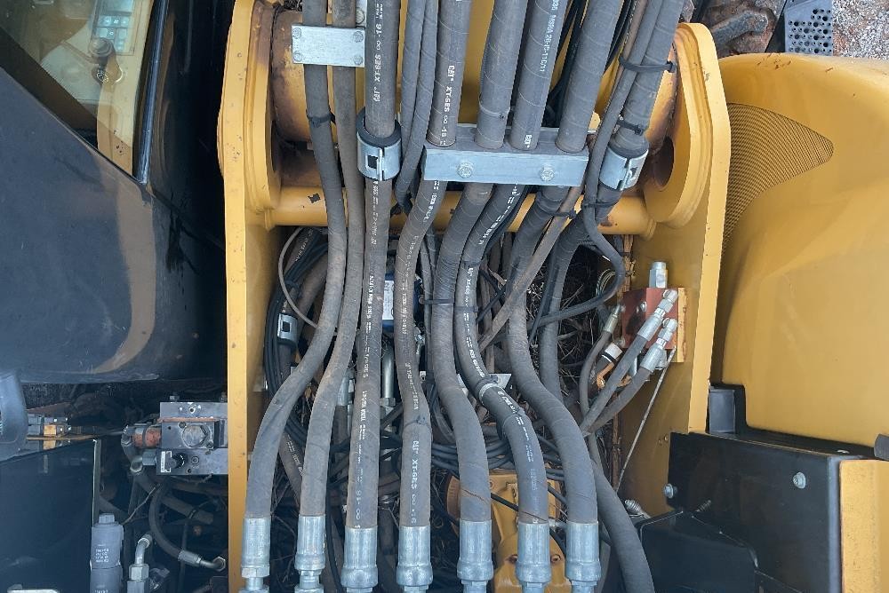 gallery 2011 Caterpillar M322D Wheeled Excavator