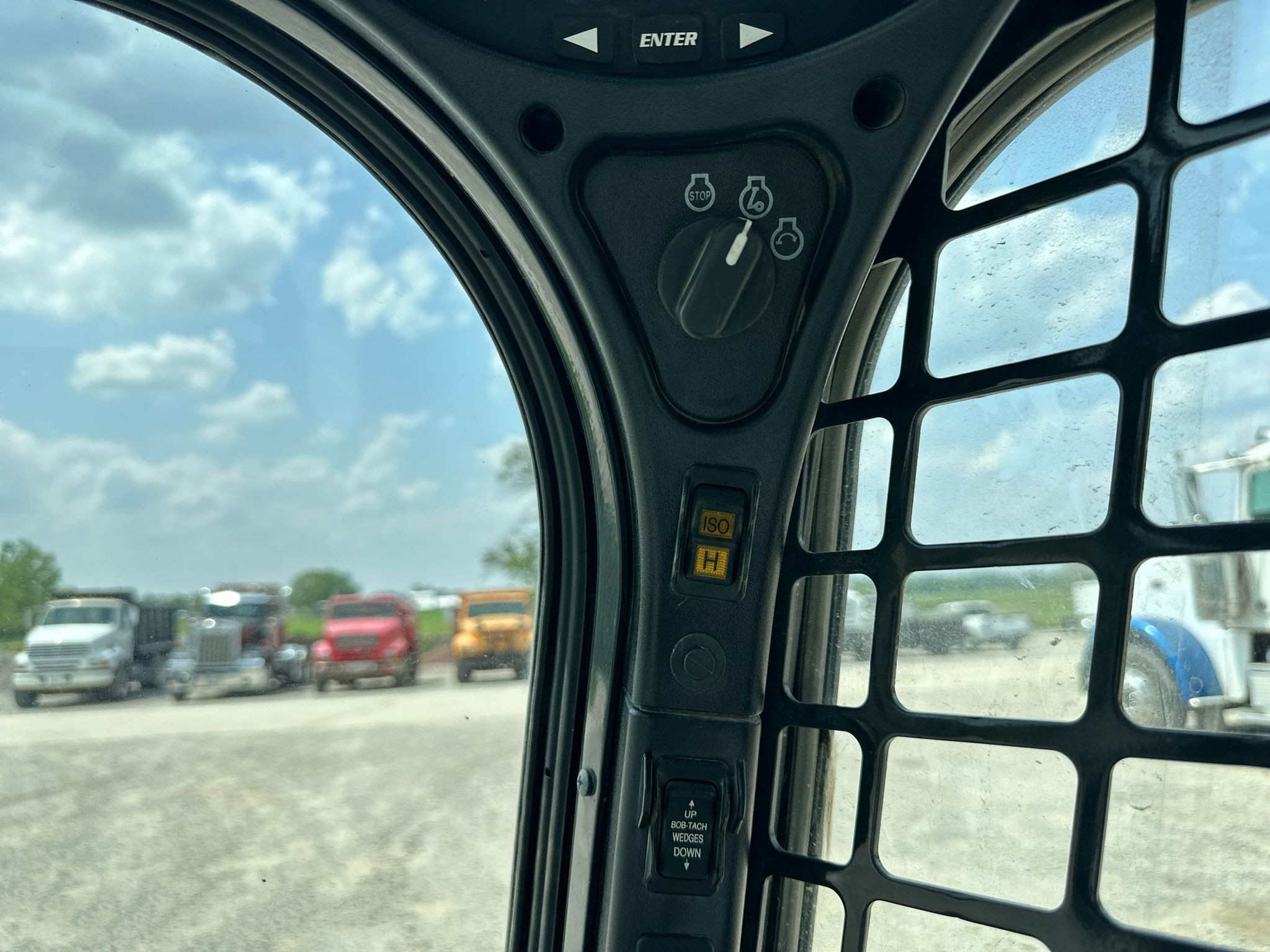 gallery 2021 Bobcat T595 tracked skid steer loader