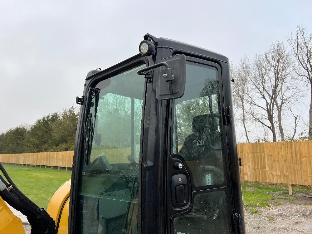 gallery 2018 Caterpillar 305.5E2 Mini Excavator