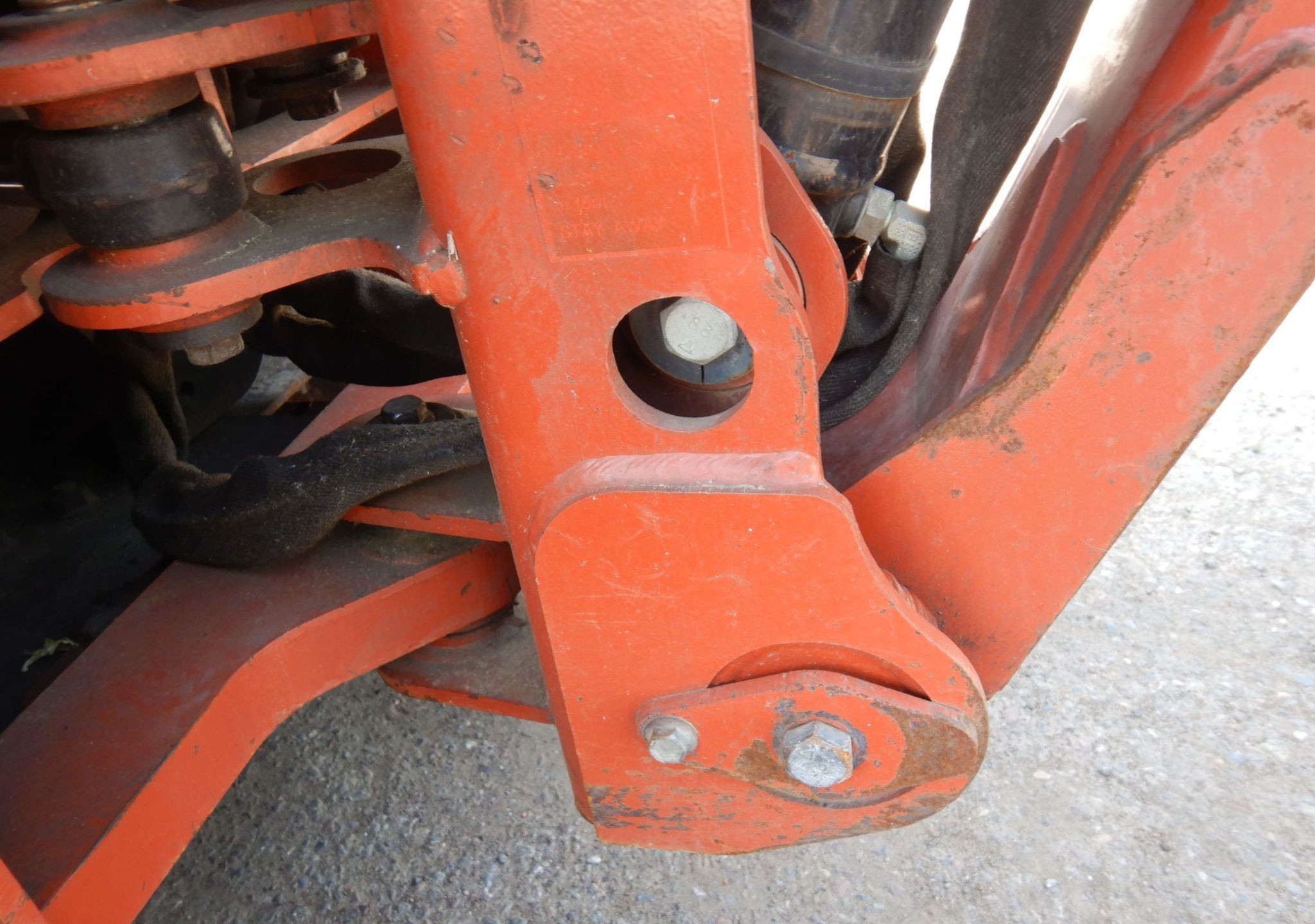 gallery 2004 Ditch Witch HT115 cable plow