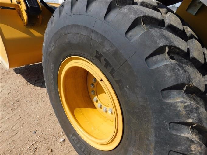 gallery 2014 John Deere 524K High Lift Wheel Loader