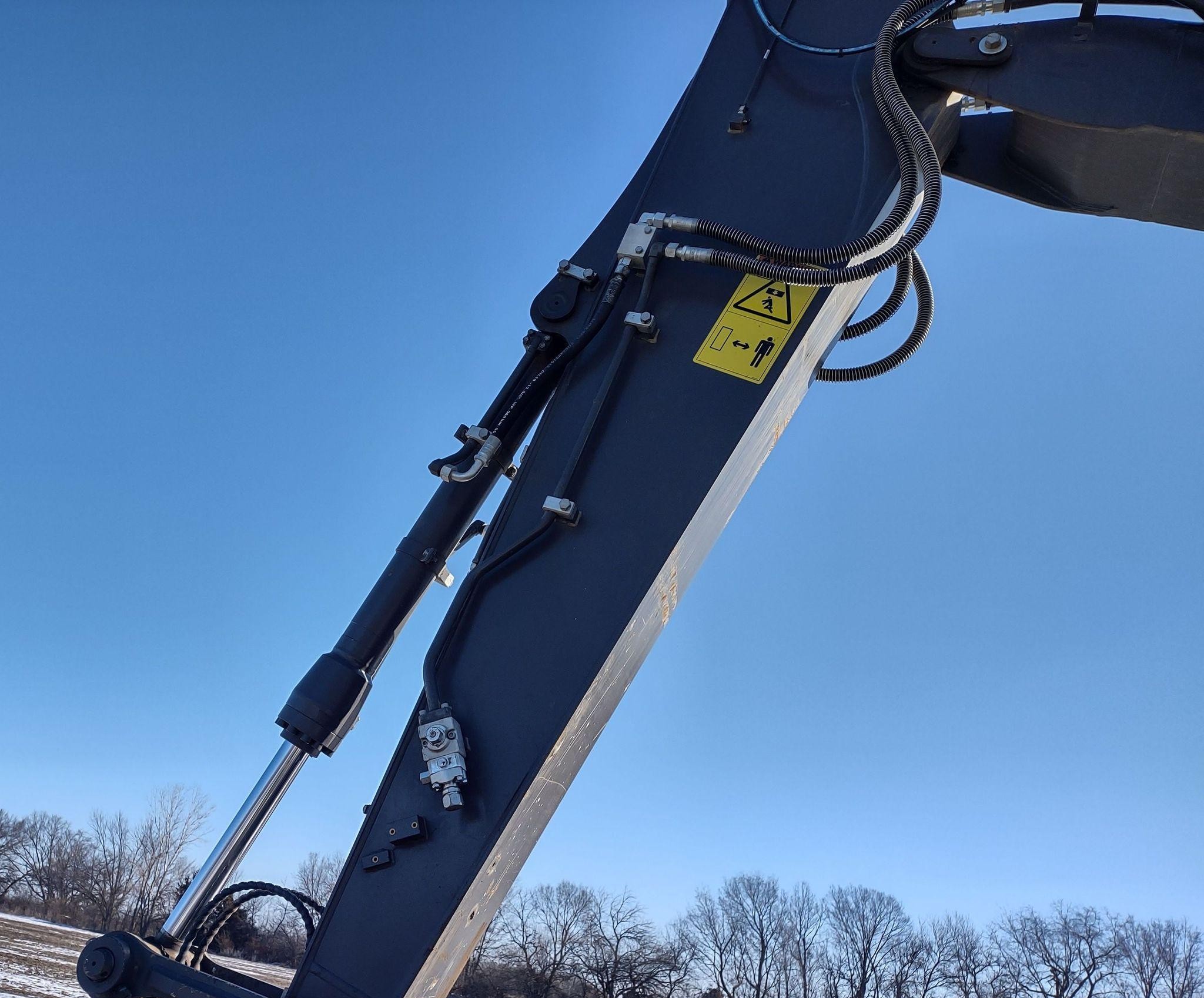 gallery 2021 Volvo ECR145EL excavator