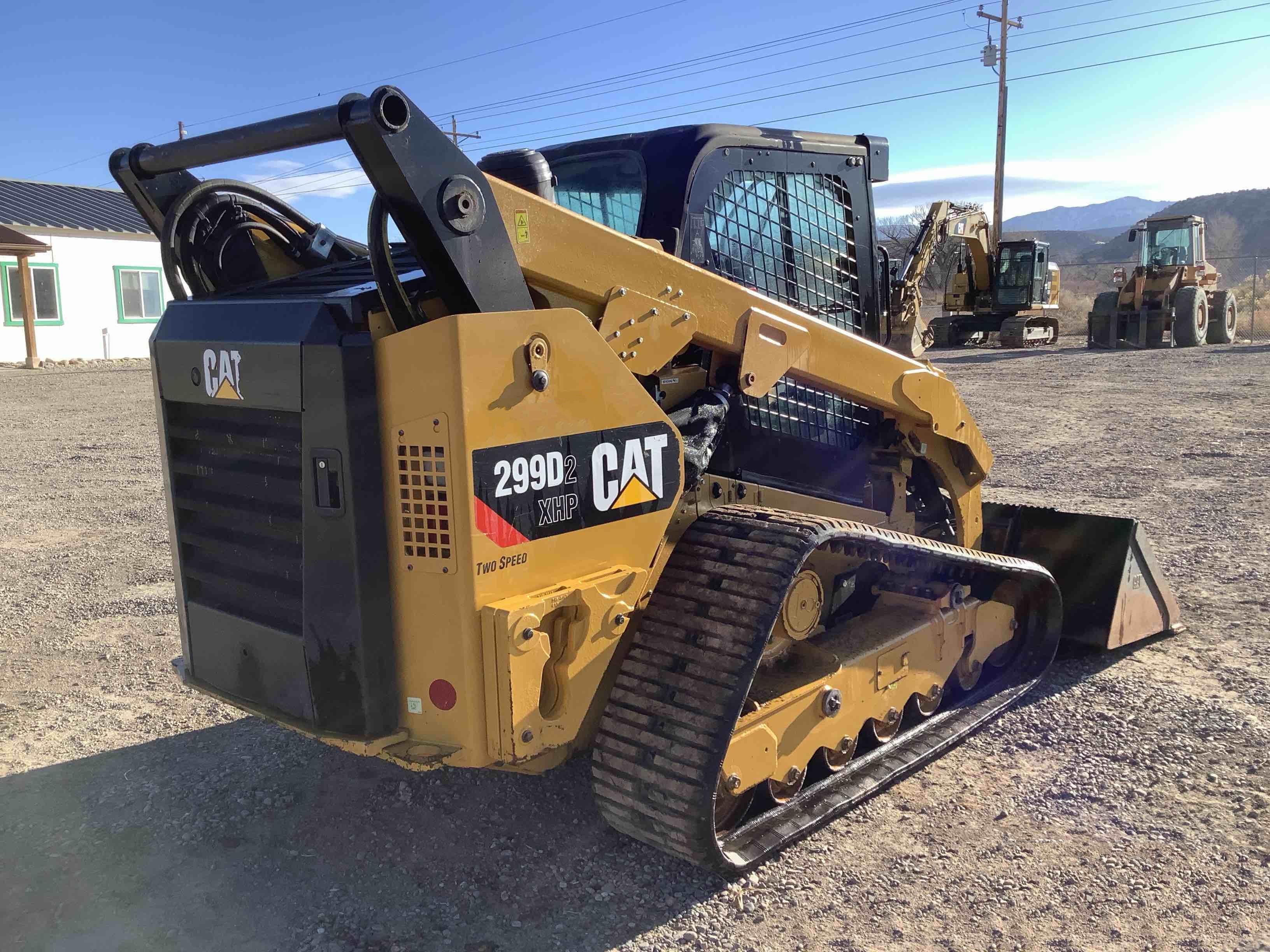 gallery 2019 Caterpillar 299D2 XHP Compact Track Loader