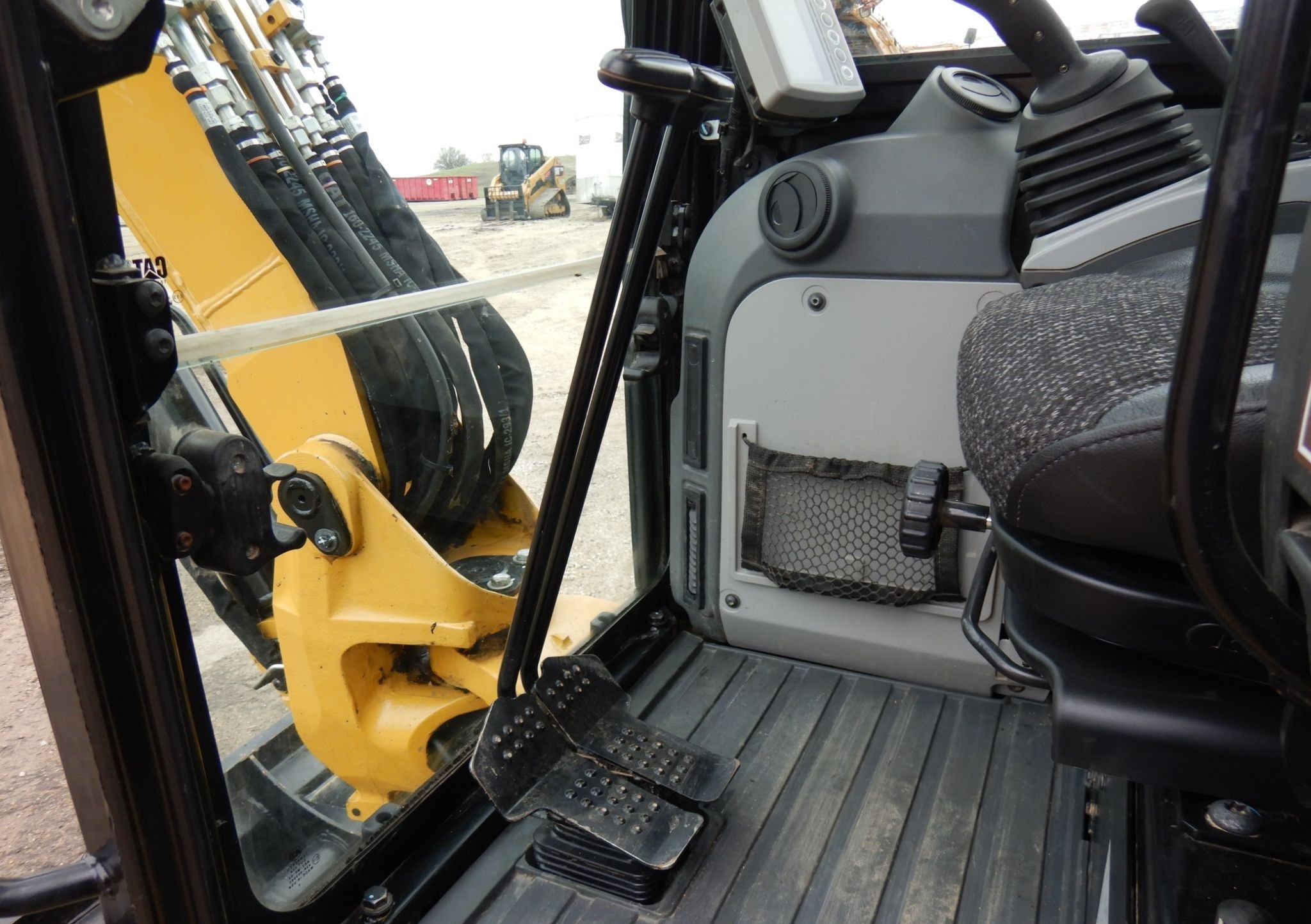 gallery 2018 Caterpillar 305E2 CR mini excavator