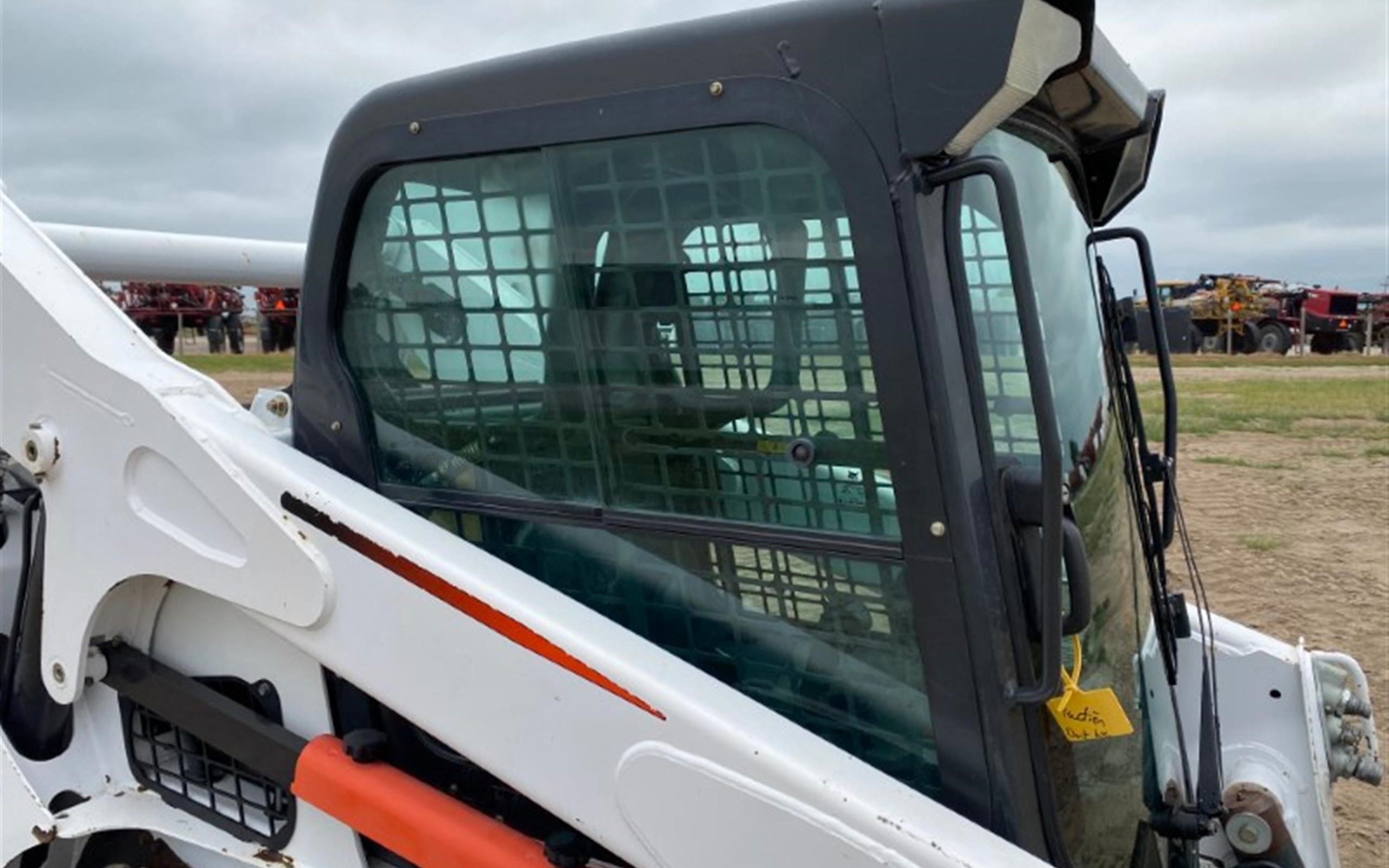 gallery 2015 Bobcat T770 Compact Track Loader