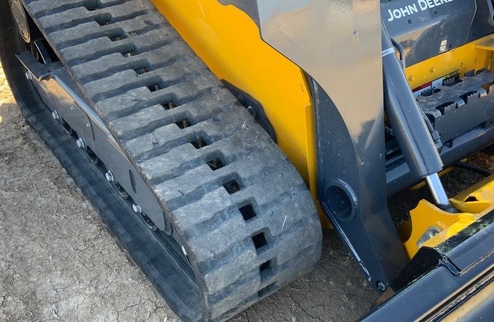 gallery 2021 John Deere 325G Skid Steer