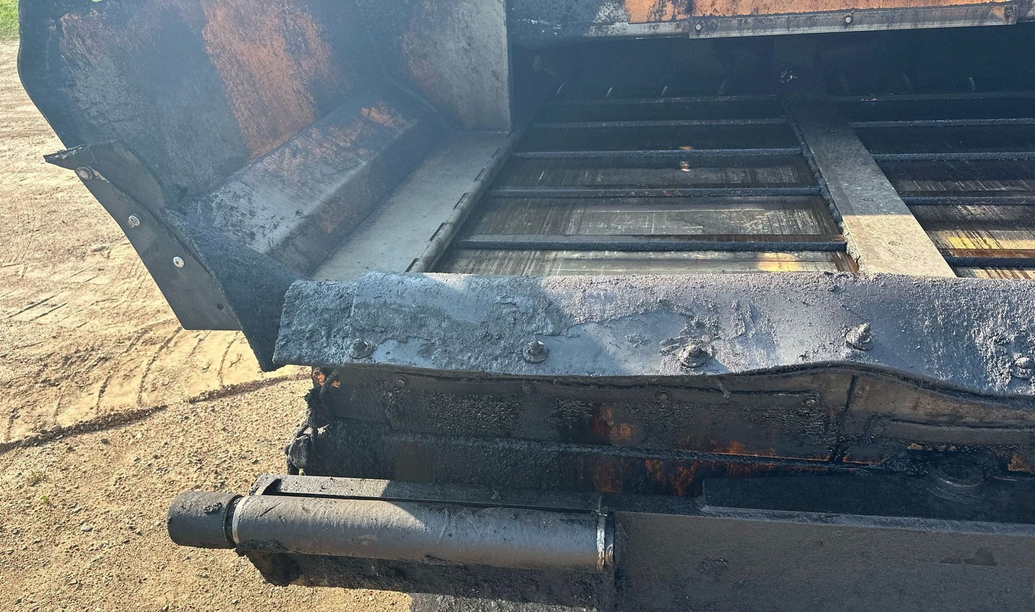gallery 2018 LeeBoy 8500D paver