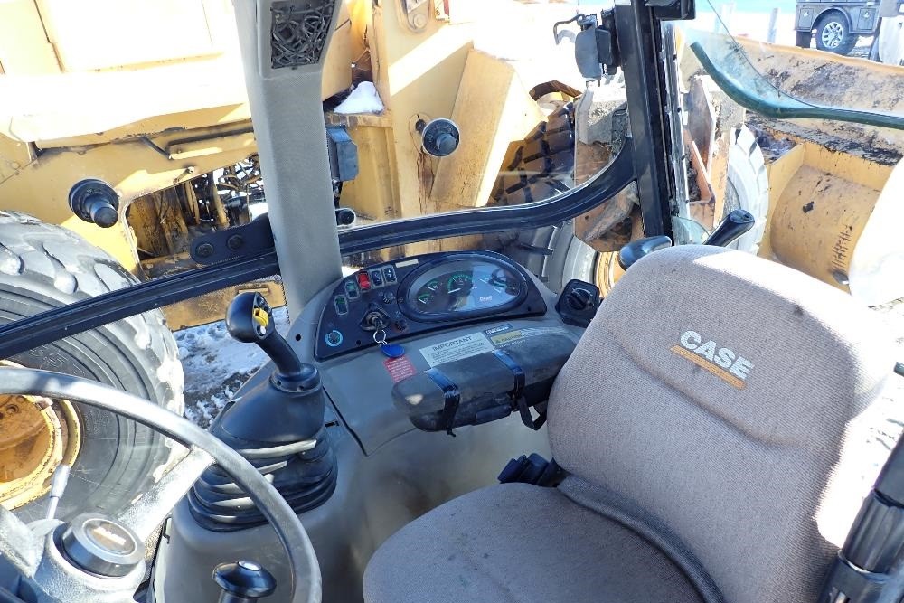 gallery 2011 Case 580 Super N WT 4x4 Backhoe WExtendahoe
