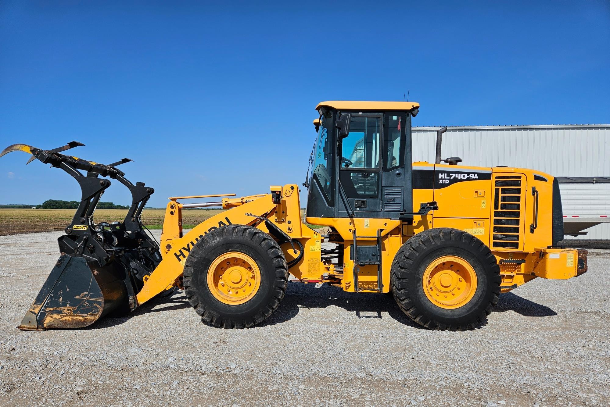 gallery 2015 Hyundai HL740XTD-9A Wheel Loader