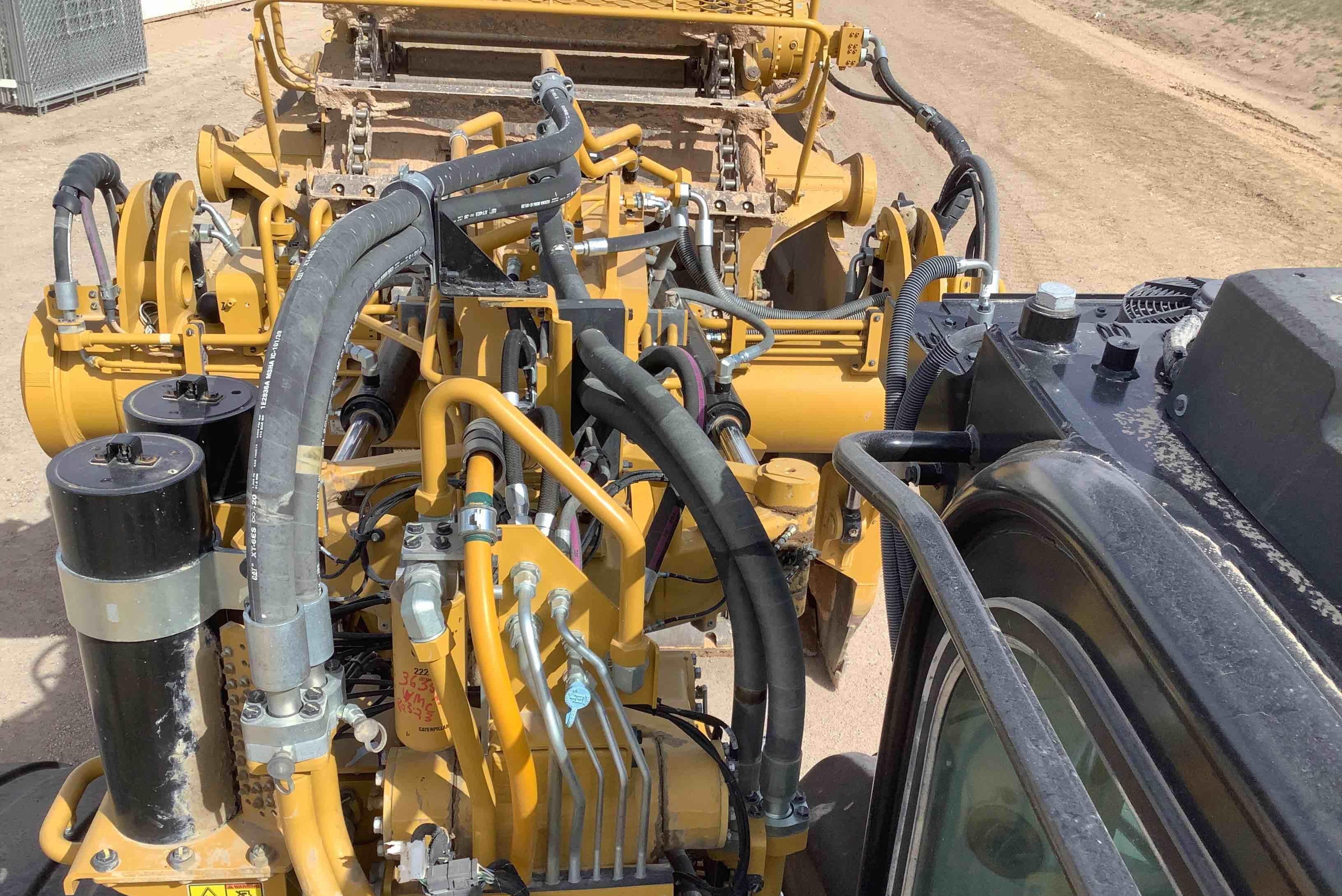 gallery 2017 Caterpillar 623K Self Propelled Elevating Scraper