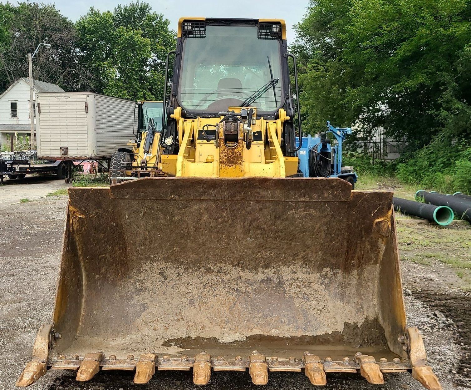 gallery 2008 Caterpillar 963D track loader