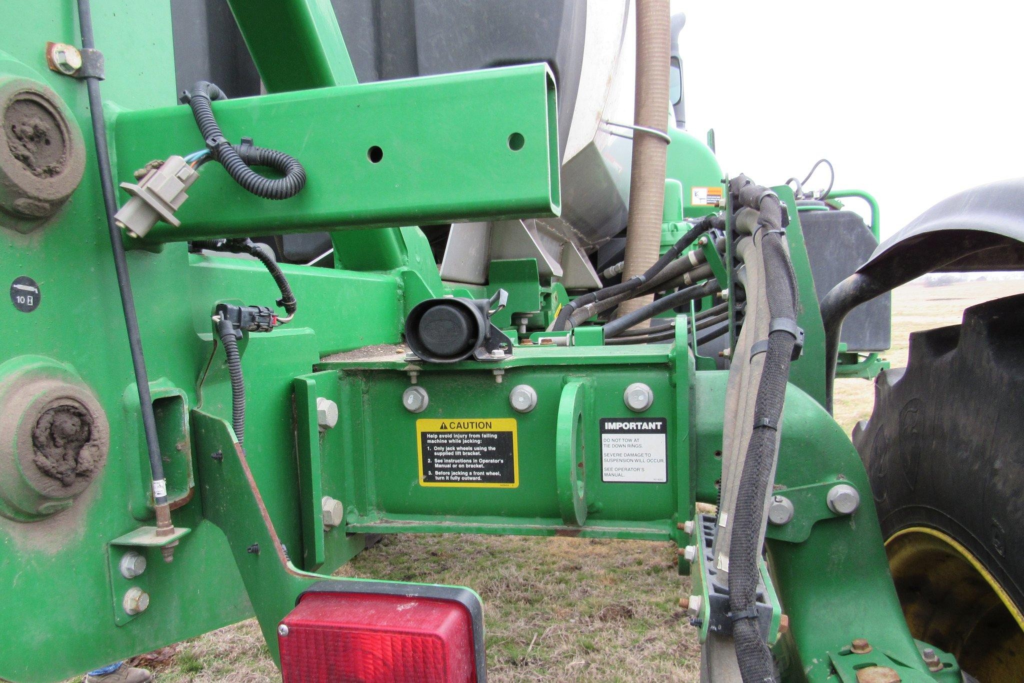 gallery 2014 John Deere R4038 self-propelled sprayer