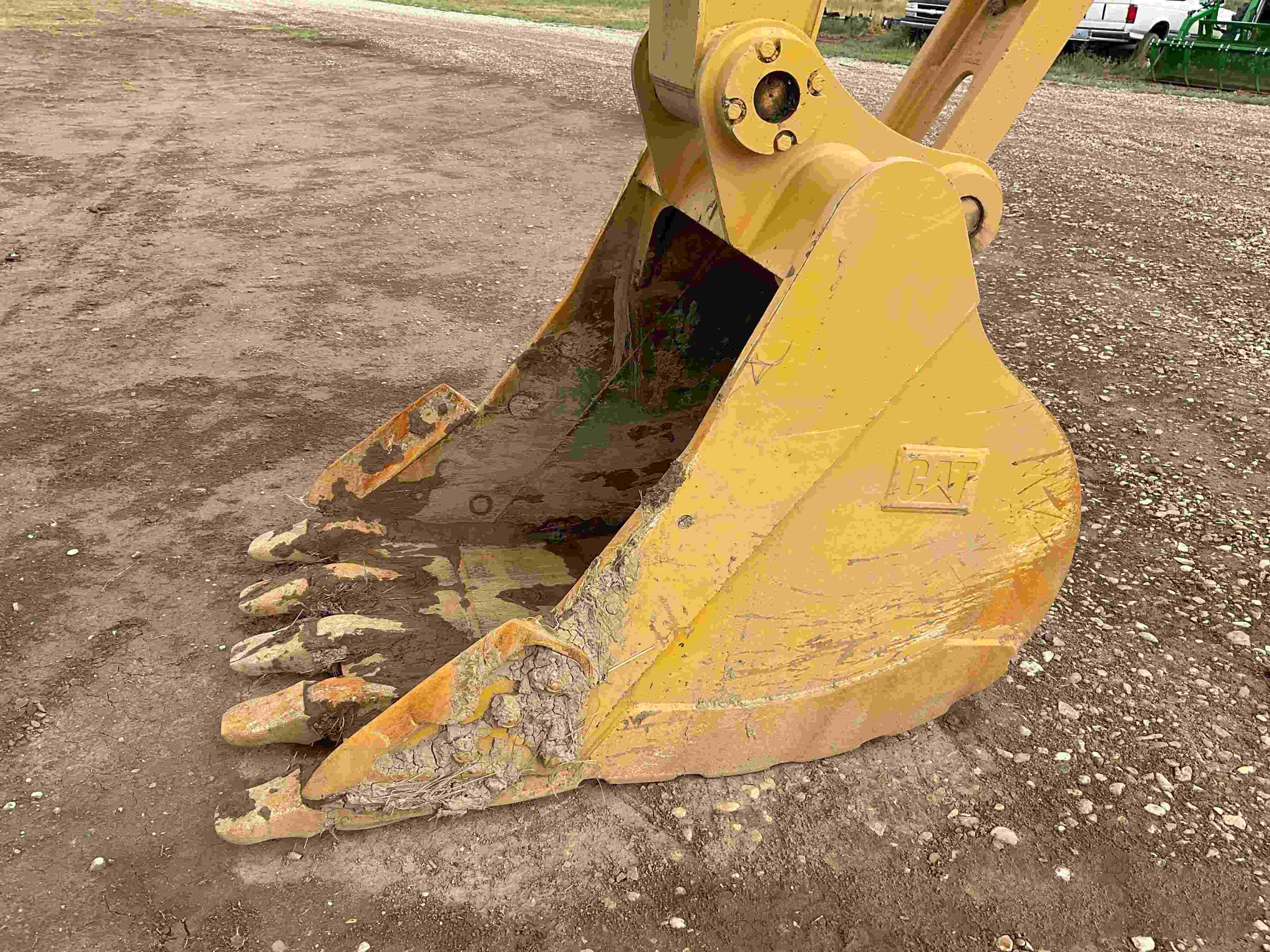 gallery 2017 Caterpillar 320FL Excavator