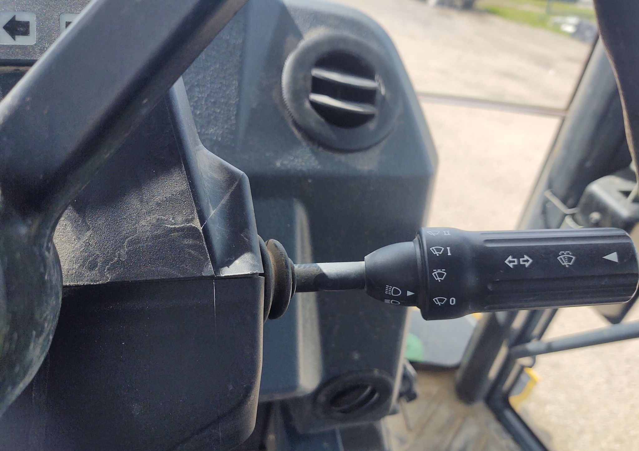 gallery 2018 John Deere 410L backhoe