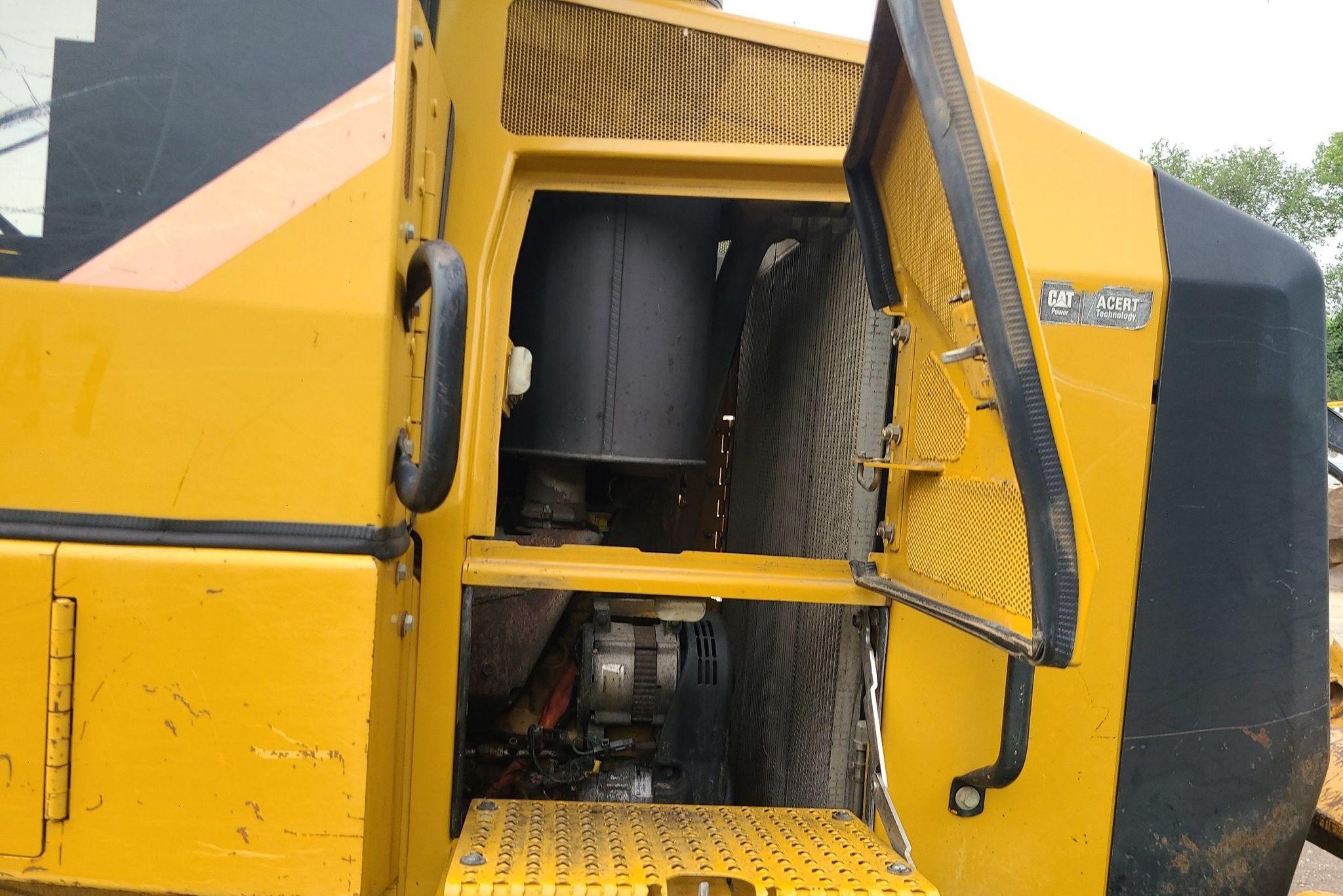 gallery 2008 Caterpillar 963D track loader