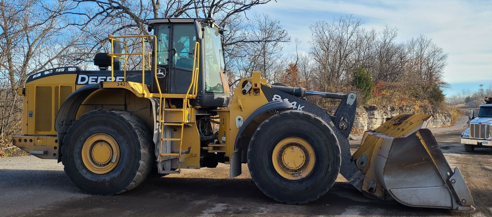 gallery 2009 John Deere 844K wheel loader