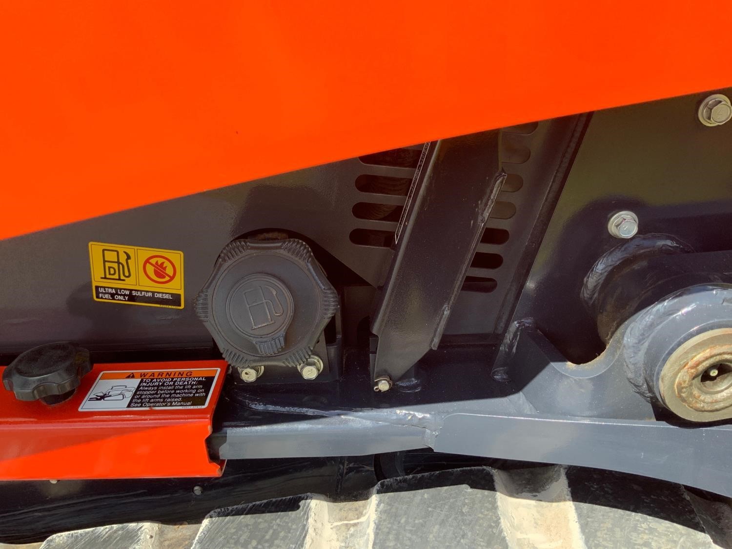 gallery 2018 Kubota SVL75-2 Compact TrackLoader