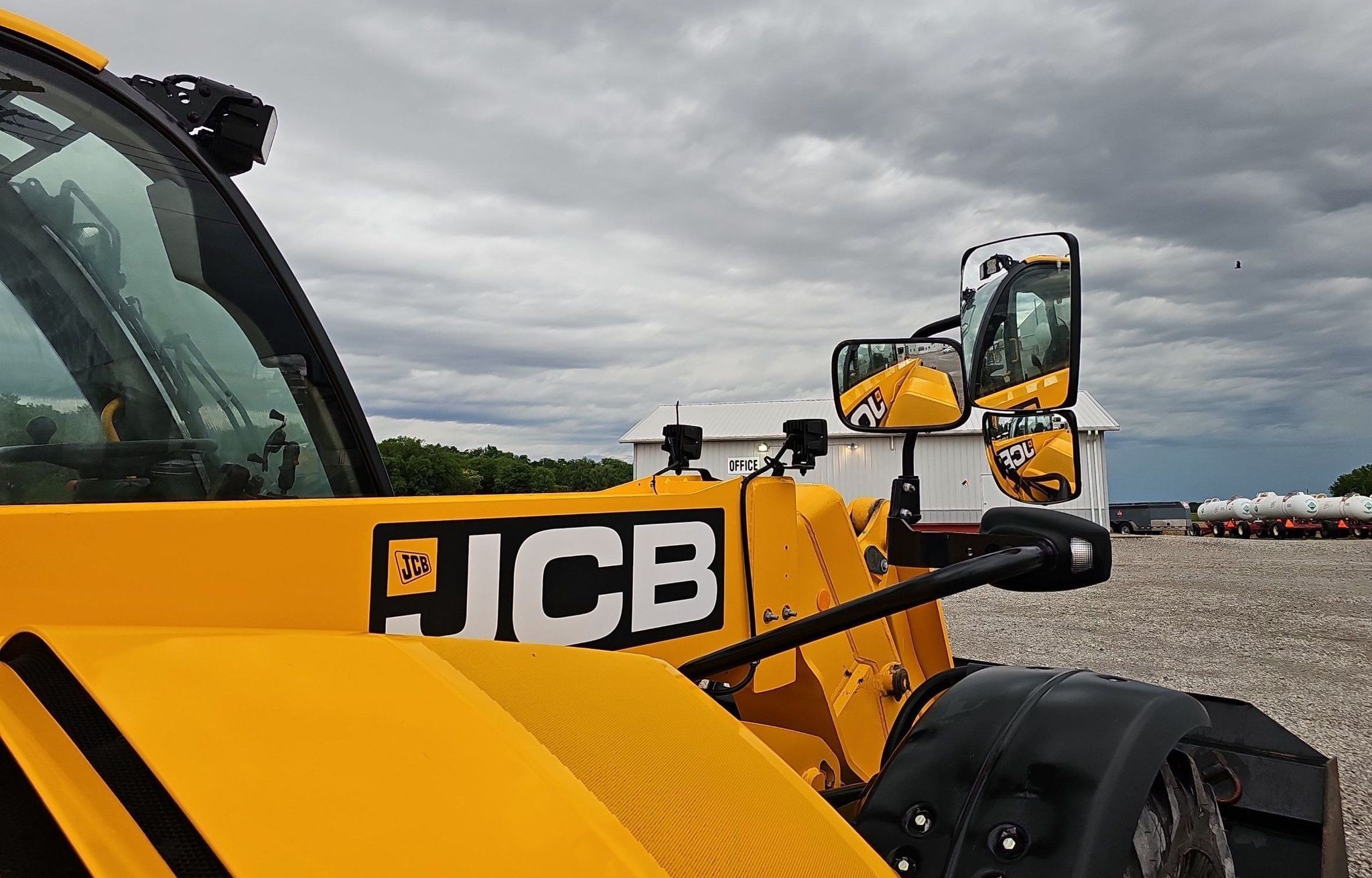 gallery 2023 JCB 542-70AG telehandler