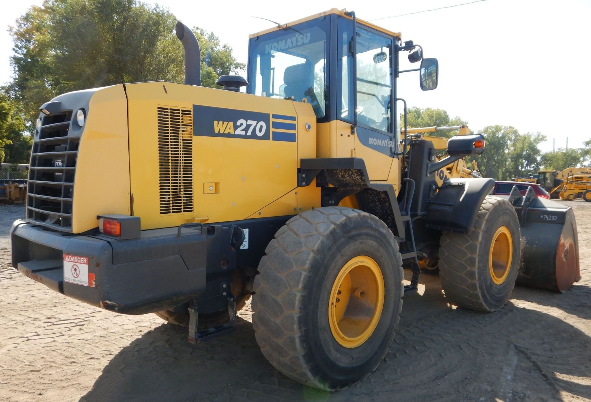gallery 2014 Komatsu WA270-7 wheel loader