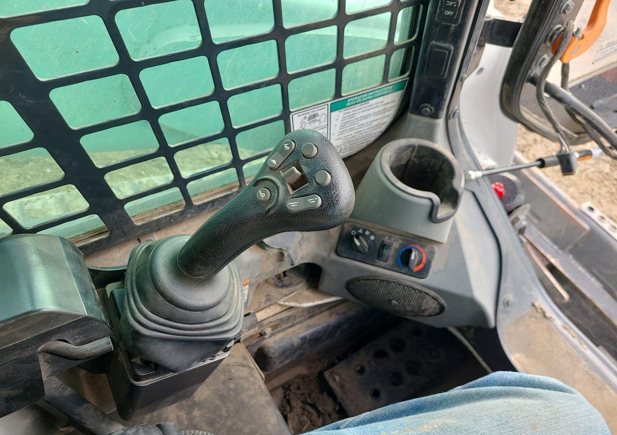 gallery 2019 Bobcat T770 tracked skid steer loader