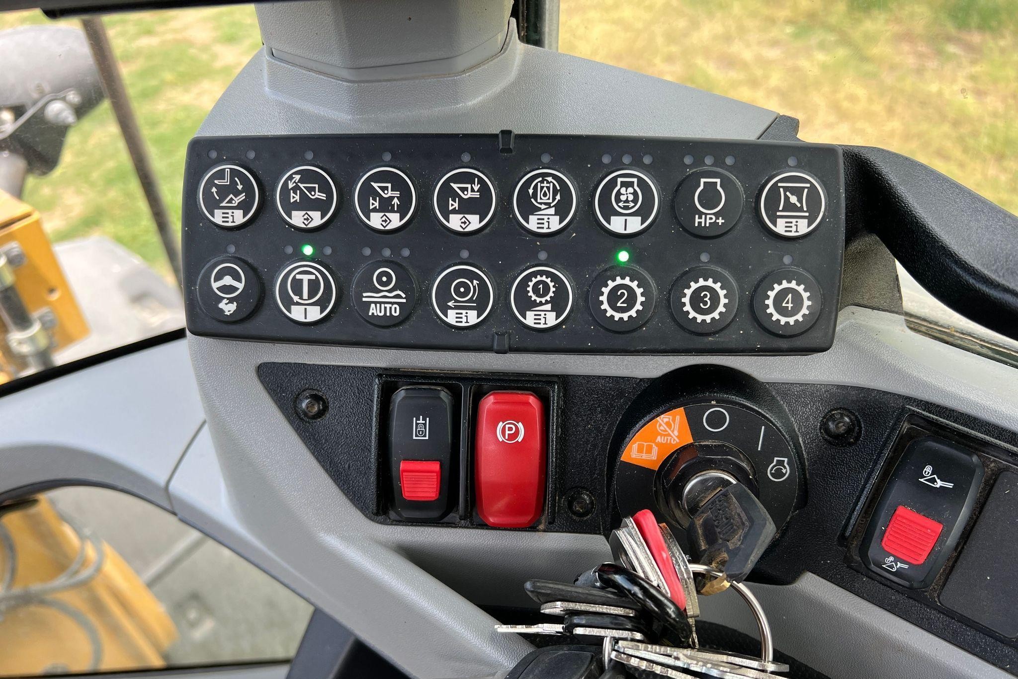 gallery 2020 Caterpillar 926M wheel loader