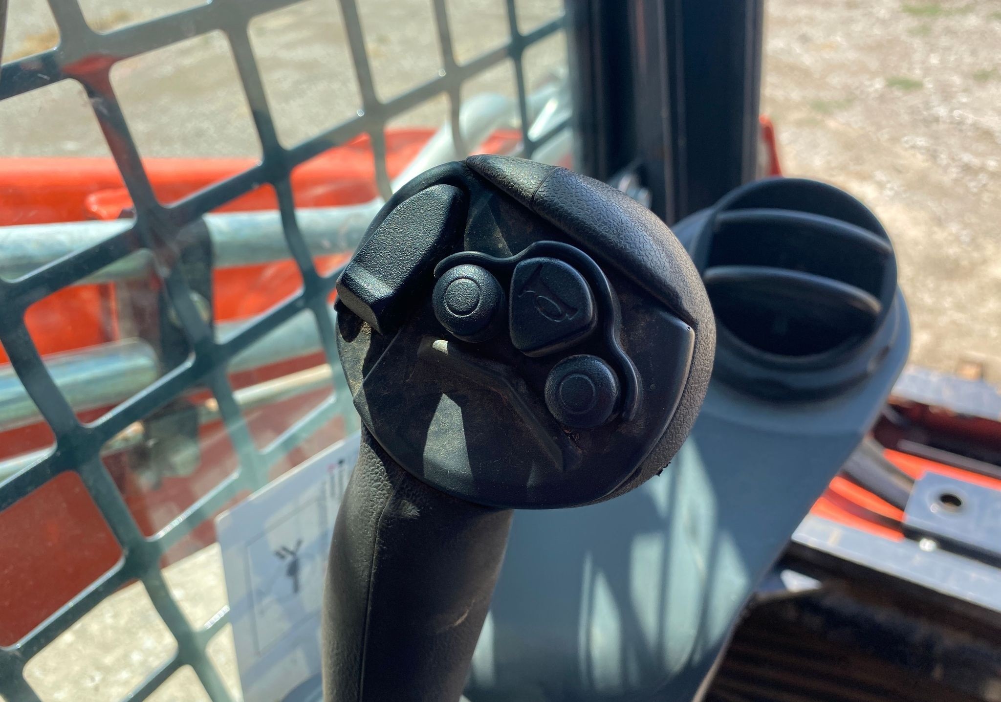 gallery 2021 Kubota SVL65-2  tracked skid steer loader
