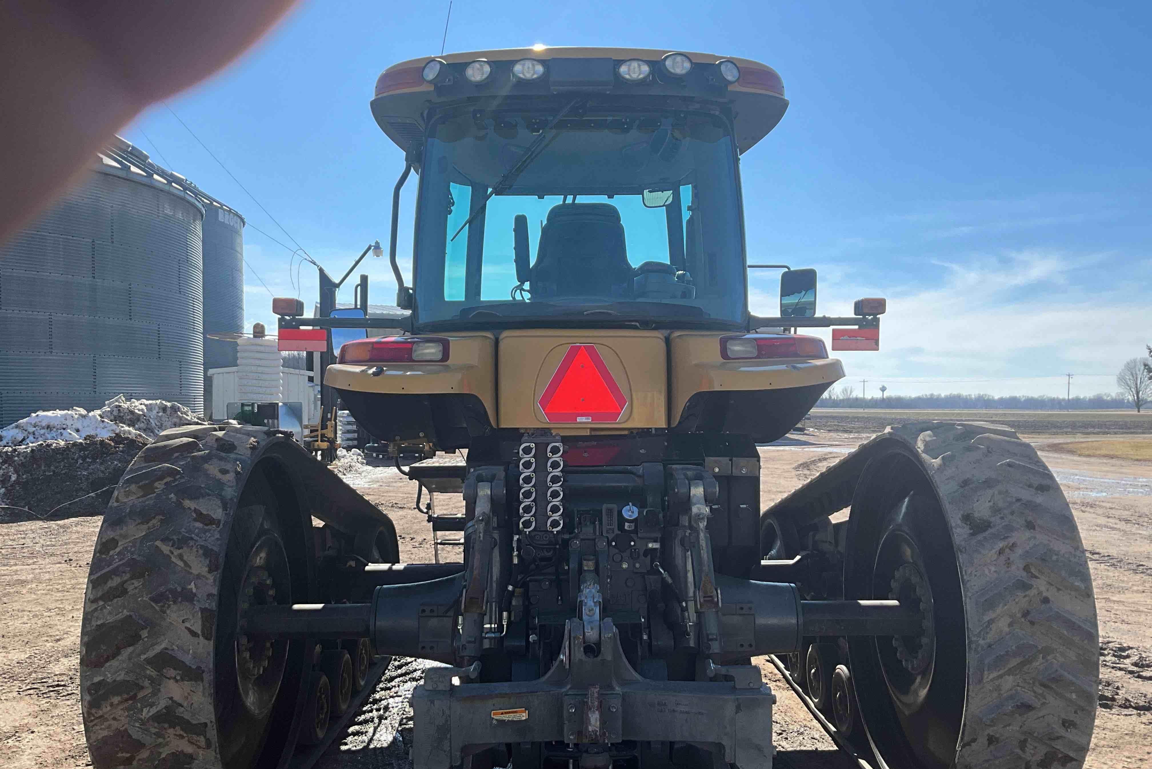 gallery 2007 Challenger MT755B Track Tractor