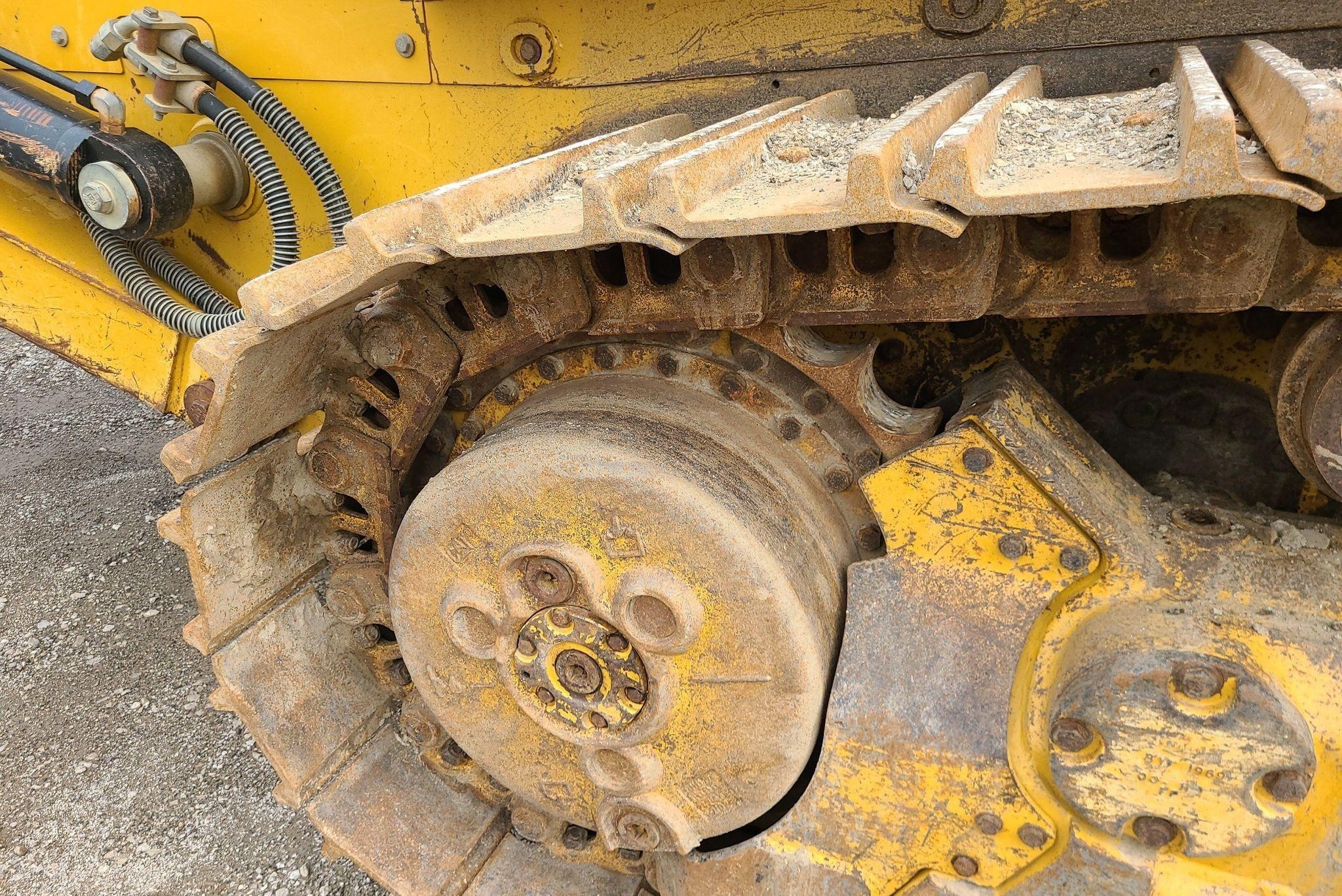 gallery 2008 Caterpillar 963D track loader