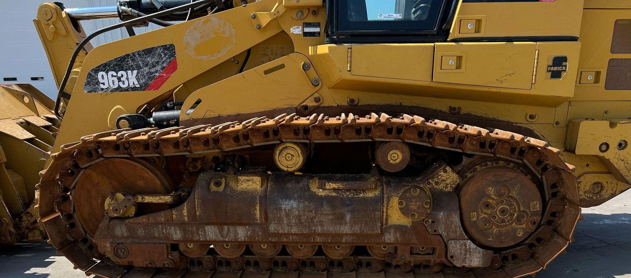 gallery 2016 Caterpillar 963K track loader