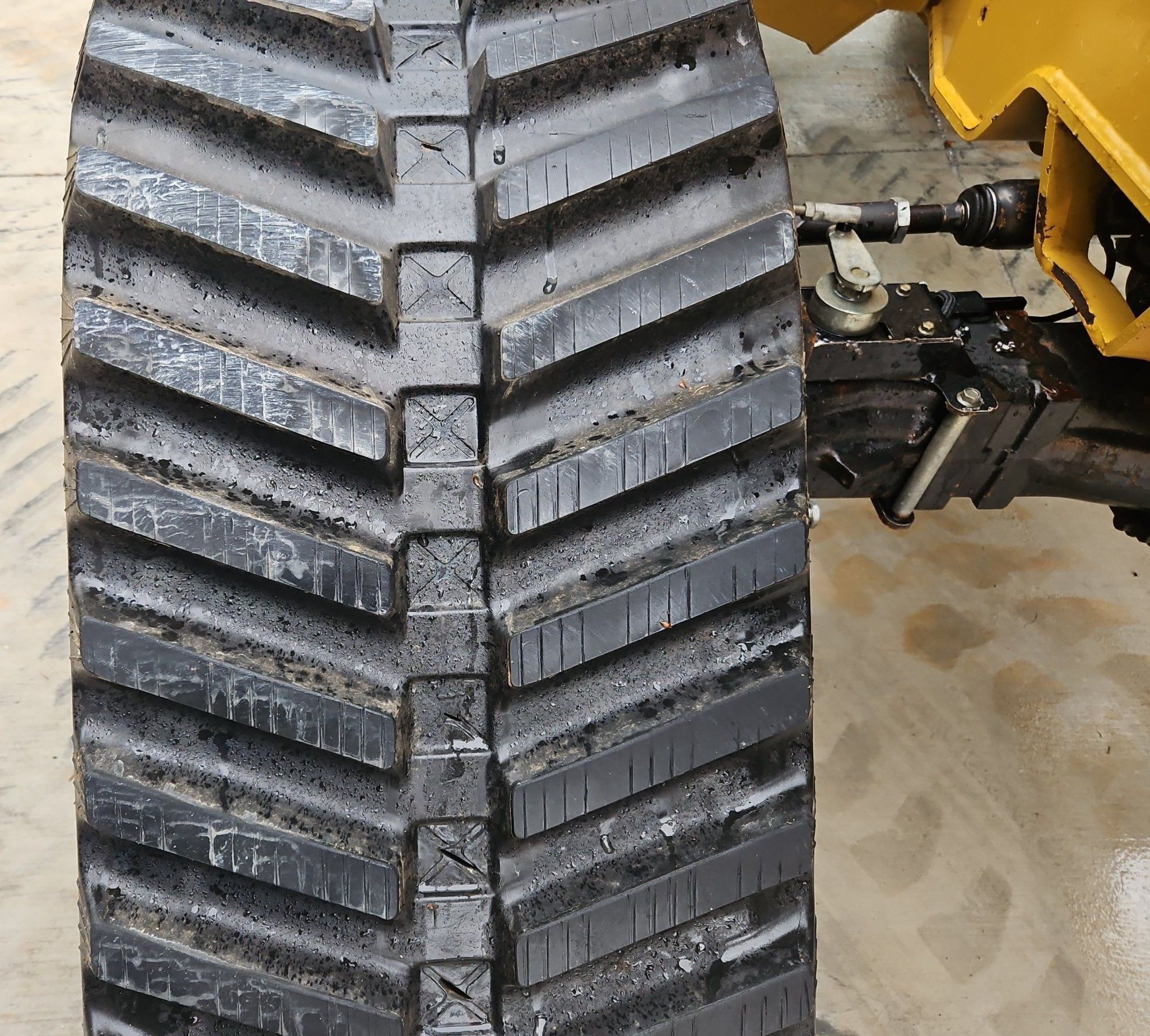 gallery 2014 Vermeer RTX1250 cable plow