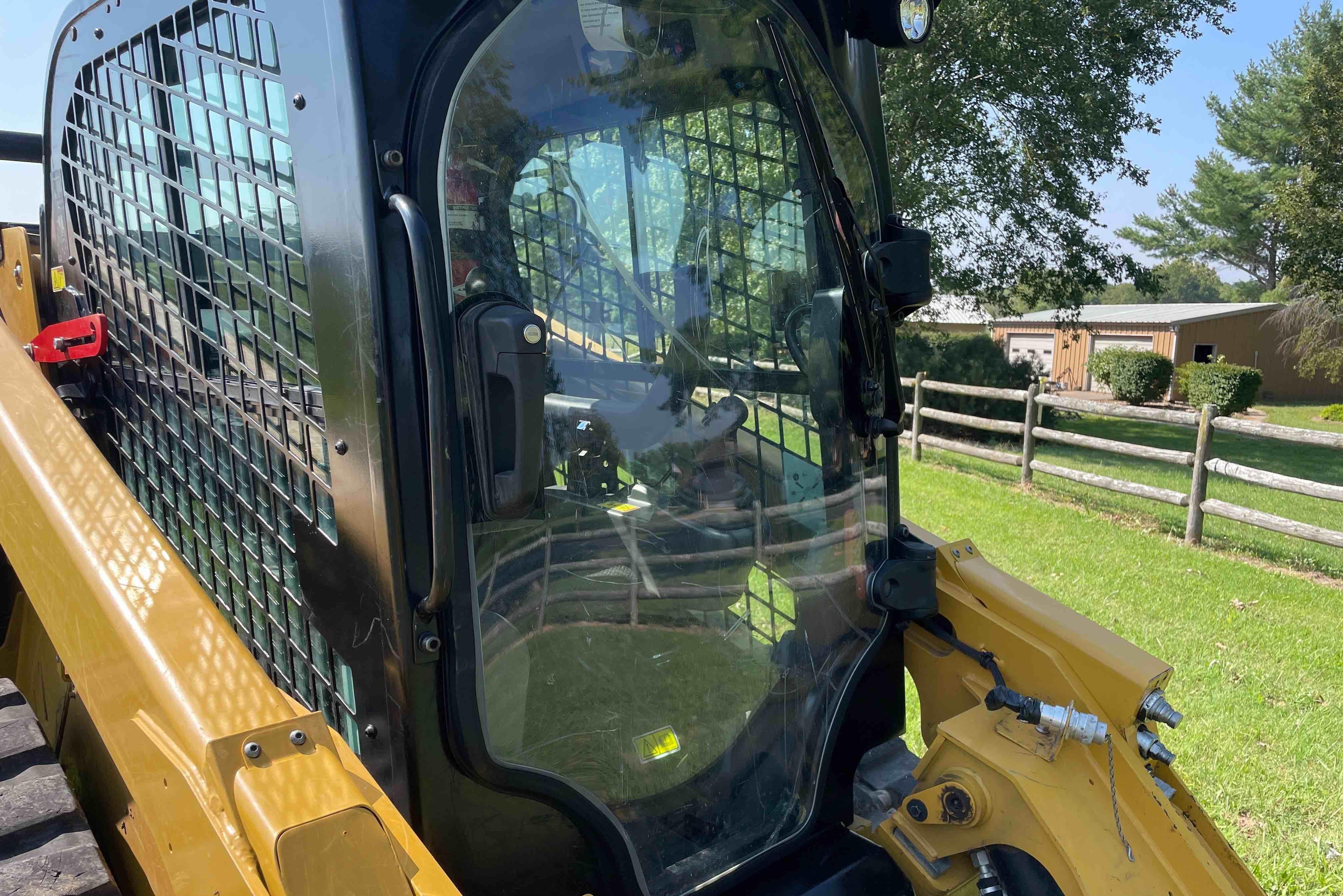 gallery 2019 Caterpillar 299D2 Compact Track Loader