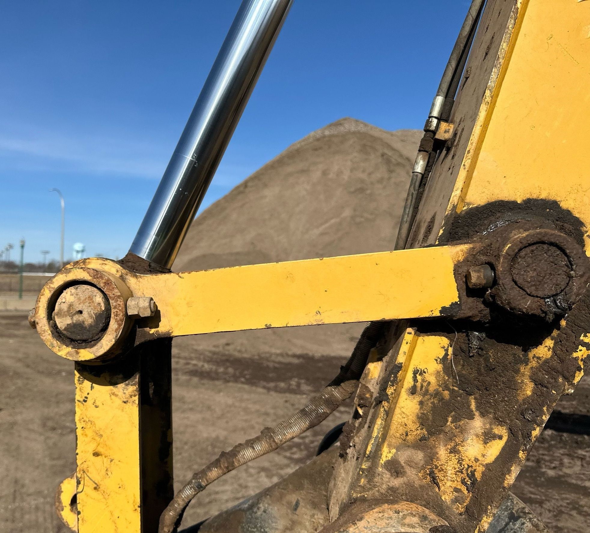 gallery 2015 Caterpillar 311FL RR excavator