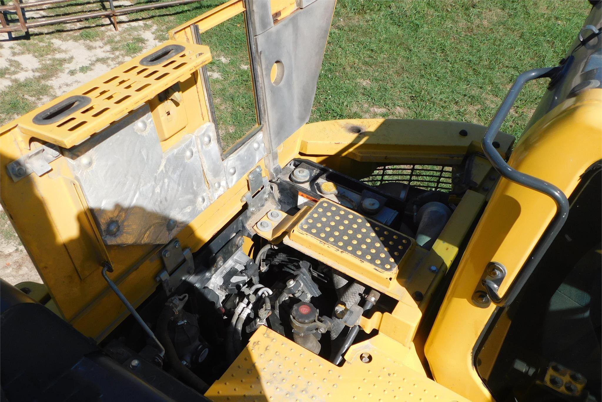 gallery 2016 KOMATSU PC138US LC-11