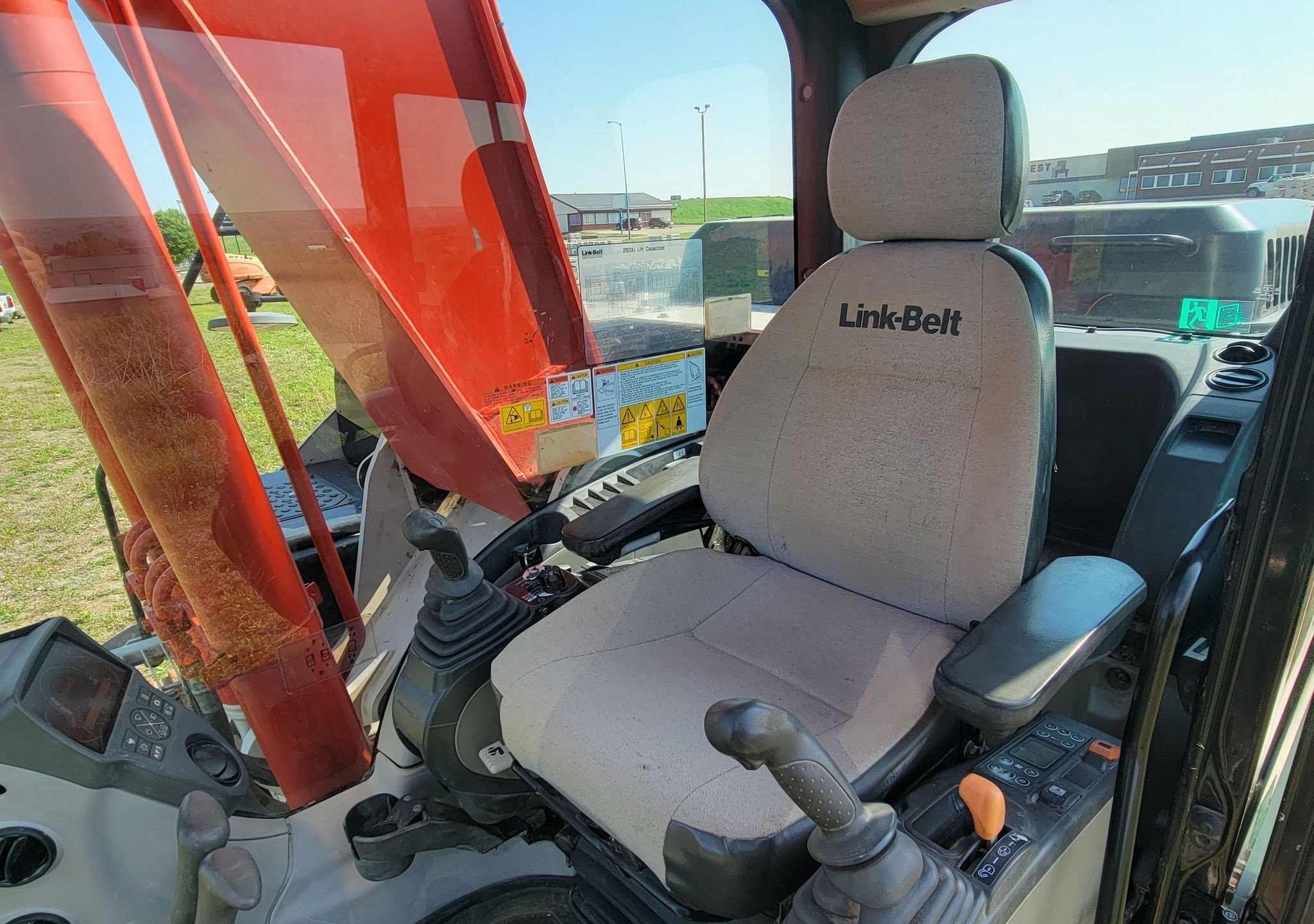 gallery 2013 Link-Belt 250X3 LF long reach excavator